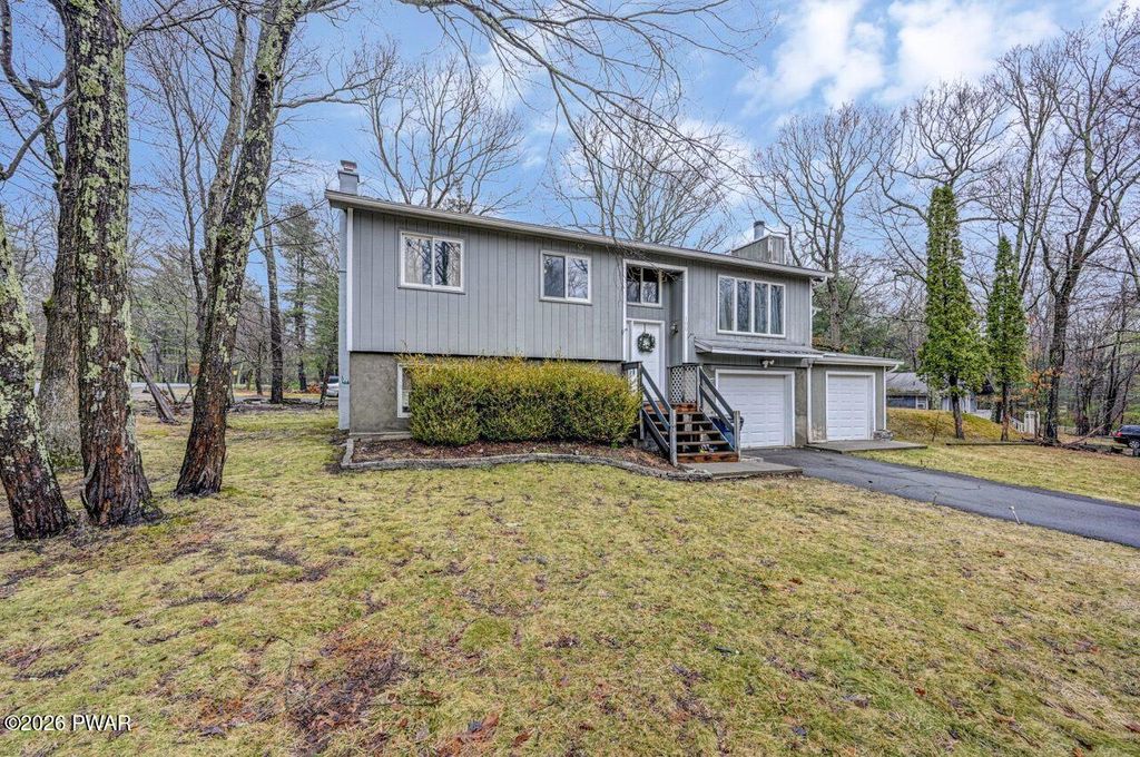 Photo of 100 Fox Road, Dingmans Ferry, PA 18328 (MLS # PW260565)