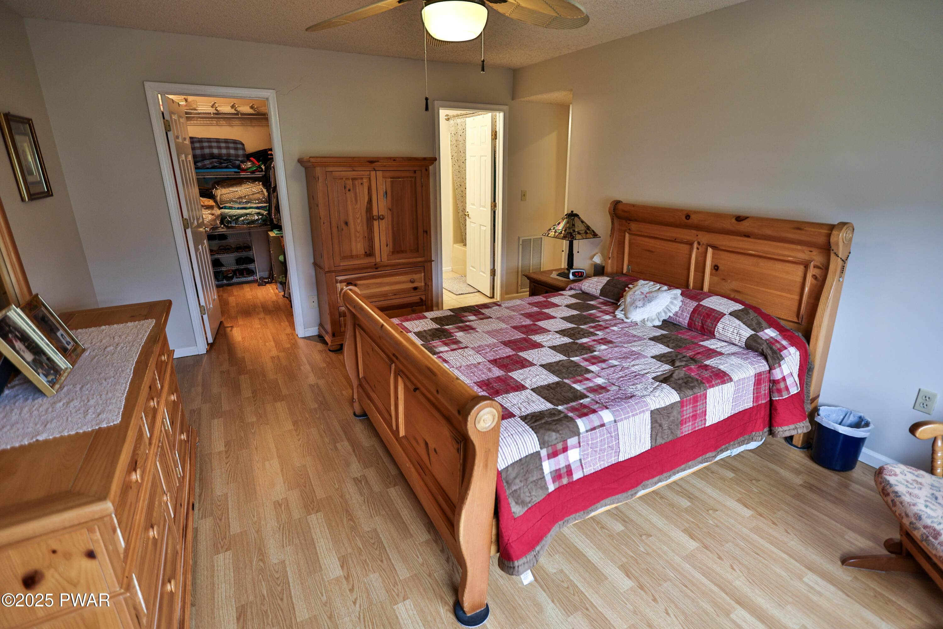 3009 Grey Cliff Way, Milford, Pennsylvania image 19