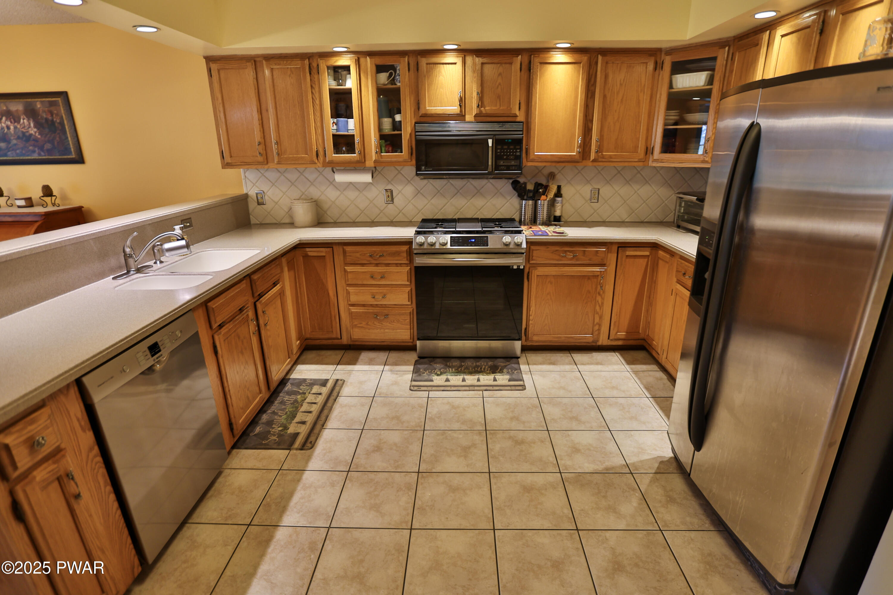 3009 Grey Cliff Way, Milford, Pennsylvania image 14