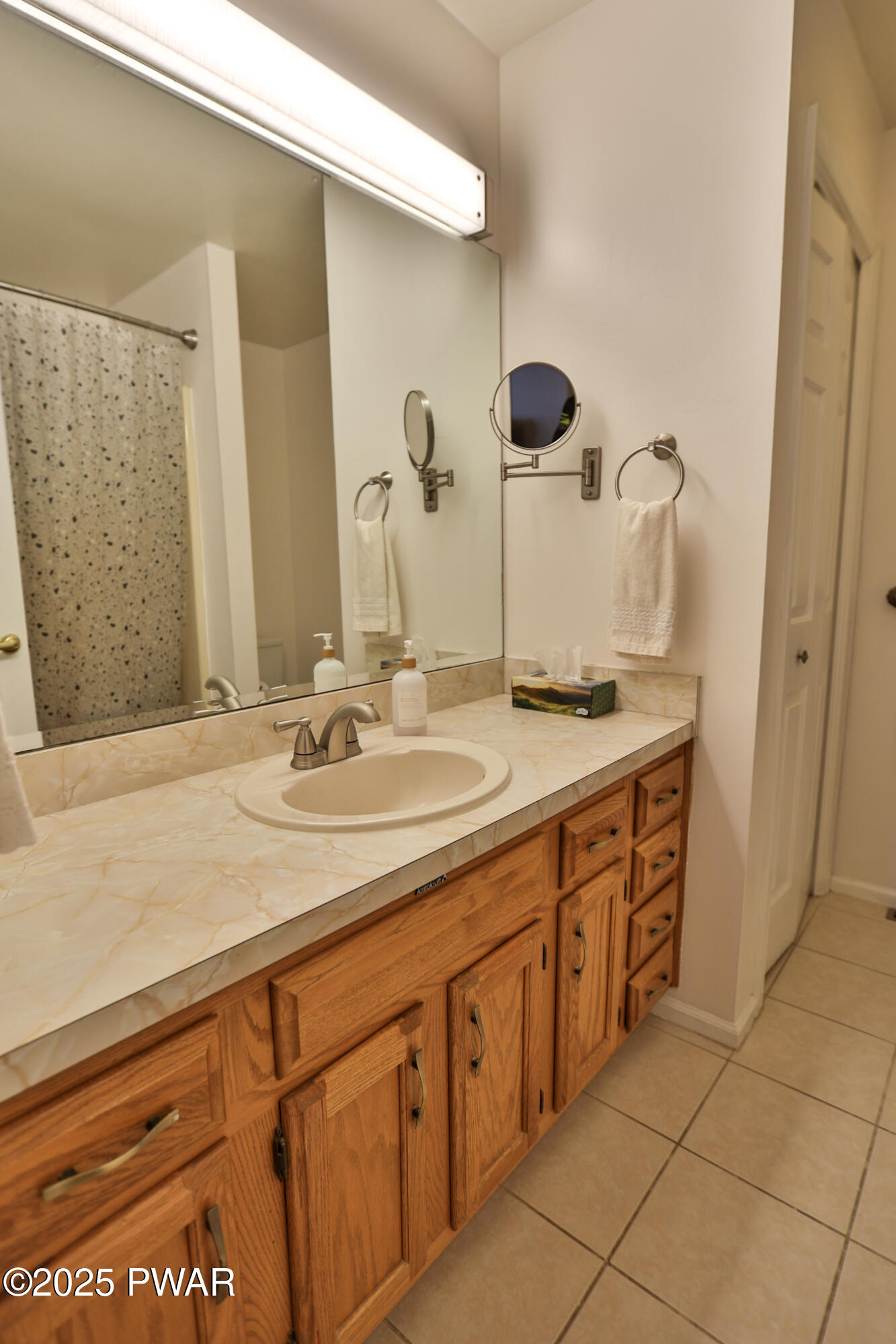 3009 Grey Cliff Way, Milford, Pennsylvania image 26
