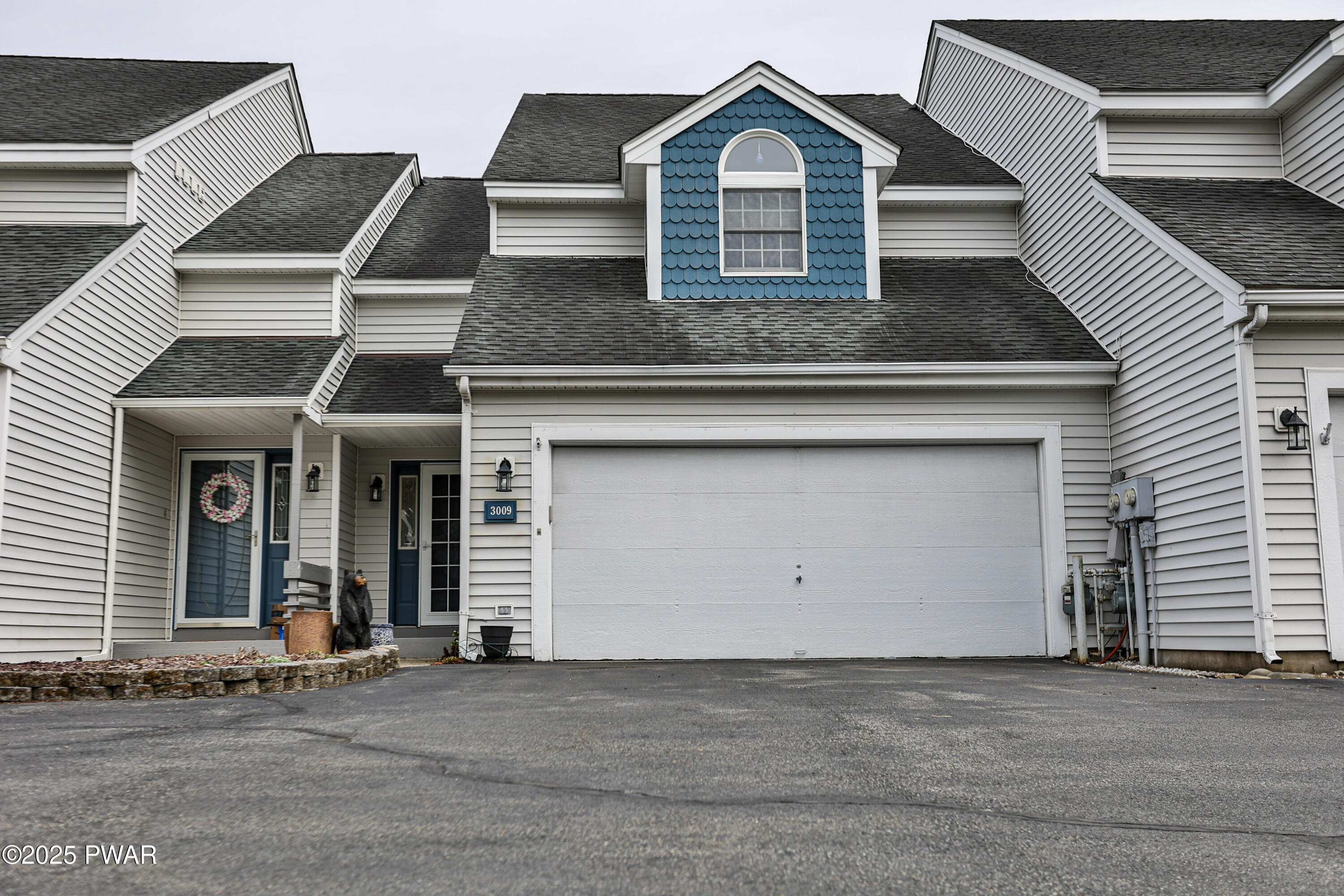 3009 Grey Cliff Way, Milford, Pennsylvania image 3