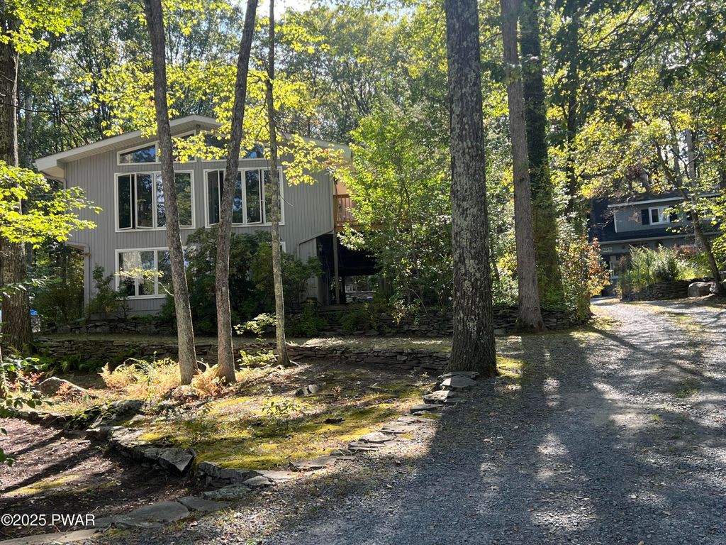 Photo of 108 Cottonwood Drive, Hawley, PA 18428 (MLS # PW260612)