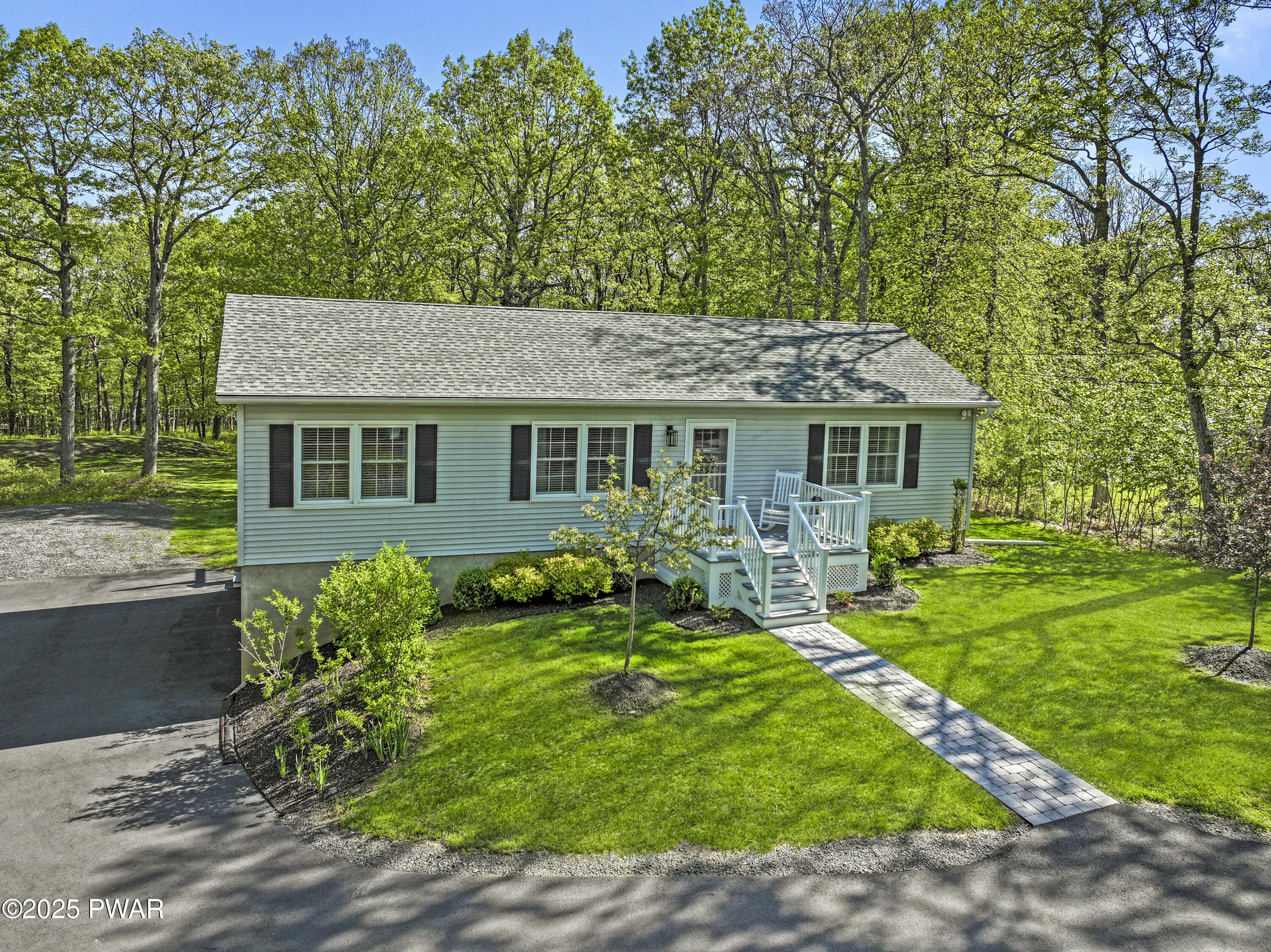 102 Bayberry Court, Dingmans Ferry, Pennsylvania image 4
