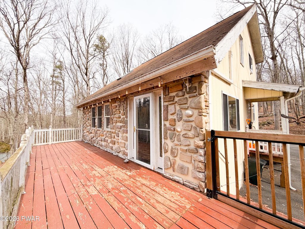 Photo of 811 Hickory Court, Lords Valley, PA 18428 (MLS # PW260567)