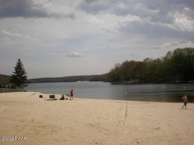 1777 Roamingwood Court, Lake Ariel, Pennsylvania image 15