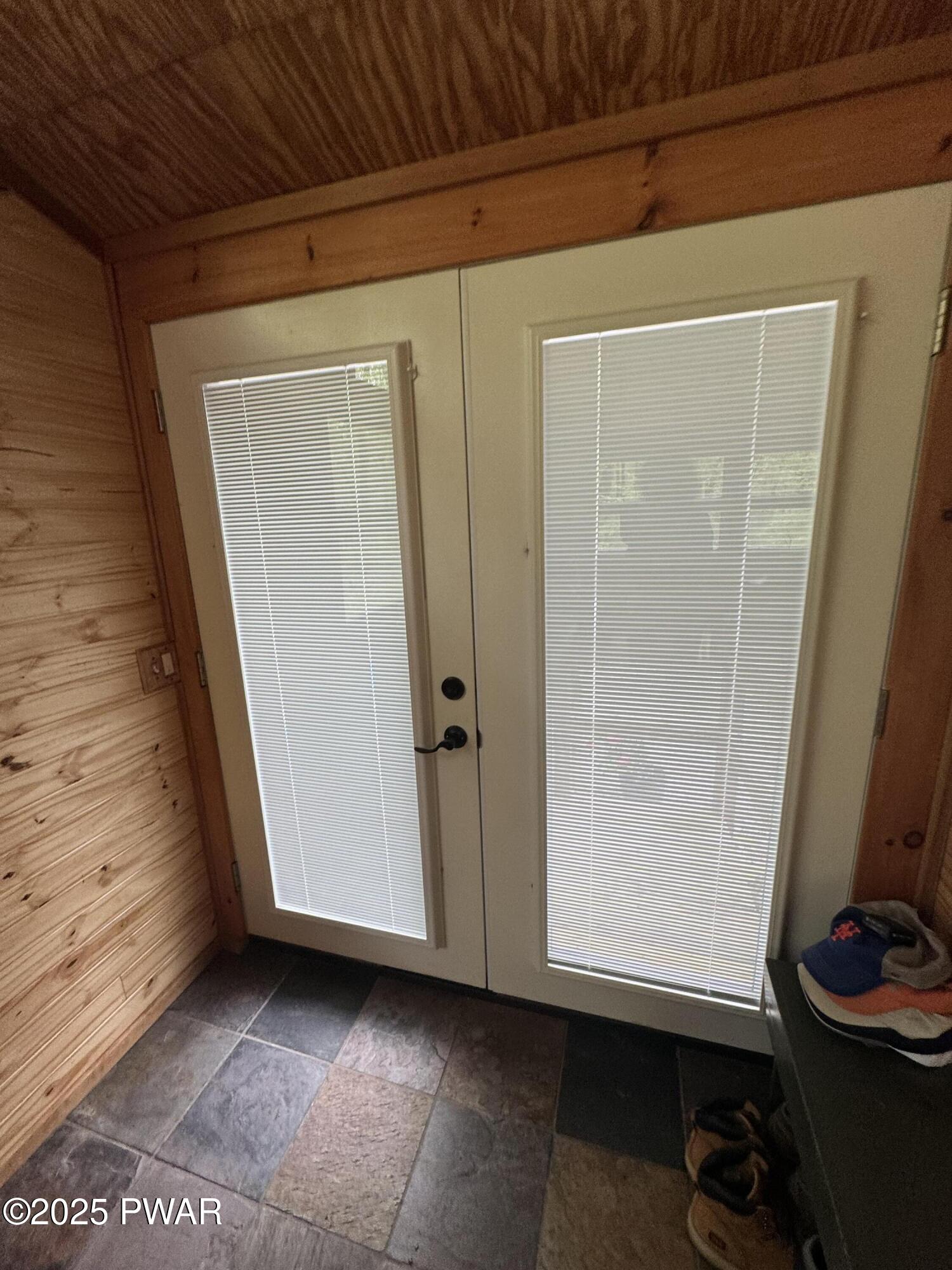 Lords Valley, Pennsylvania 18428, United States, 2 Bedrooms Bedrooms, ,2 BathroomsBathrooms,Residential,Active,173677