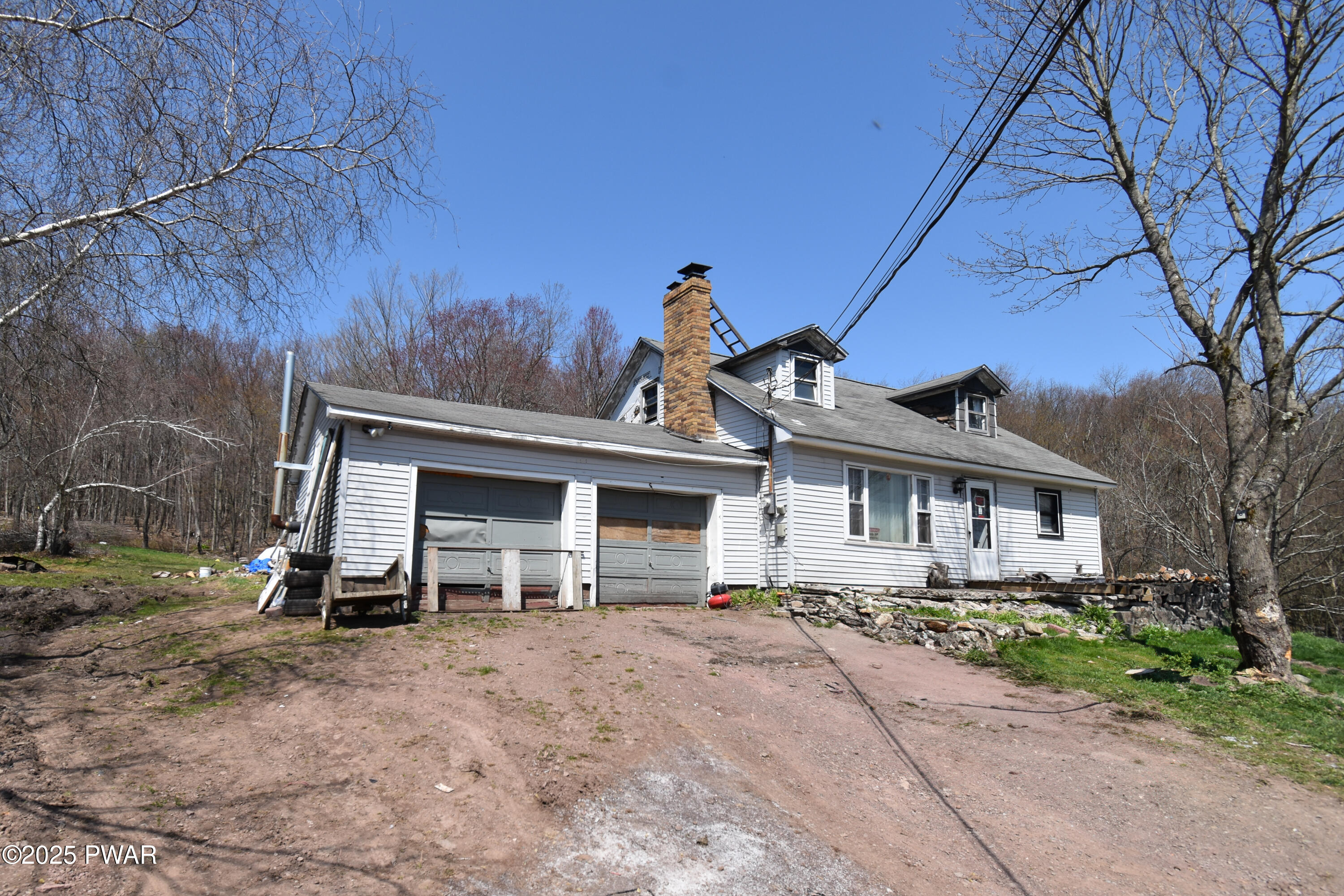 429 Flat Rock Road, Forest City, Pennsylvania image 6