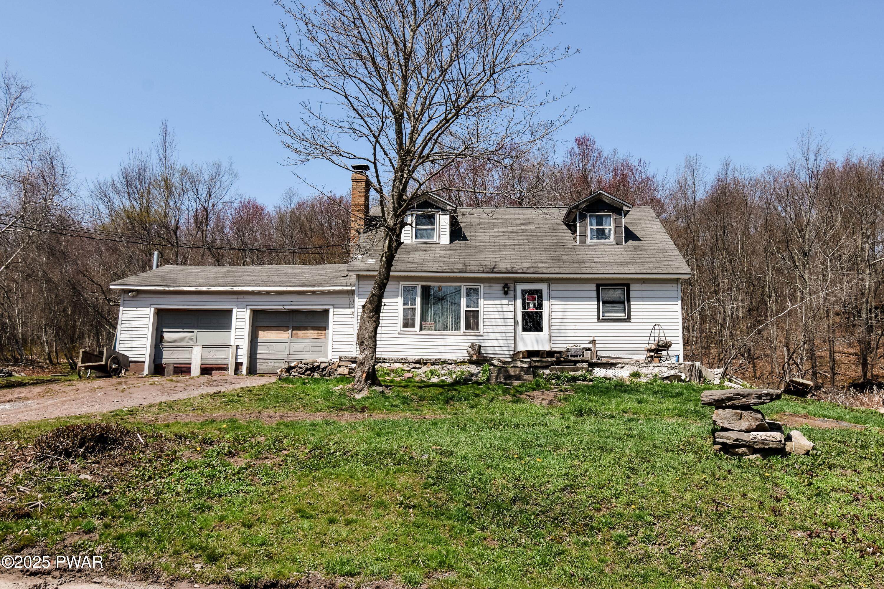 429 Flat Rock Road, Forest City, Pennsylvania image 1