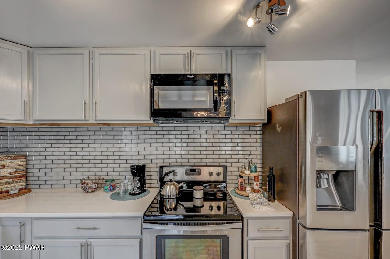 70 Lakewood Drive, Lake Ariel, Pennsylvania image 18