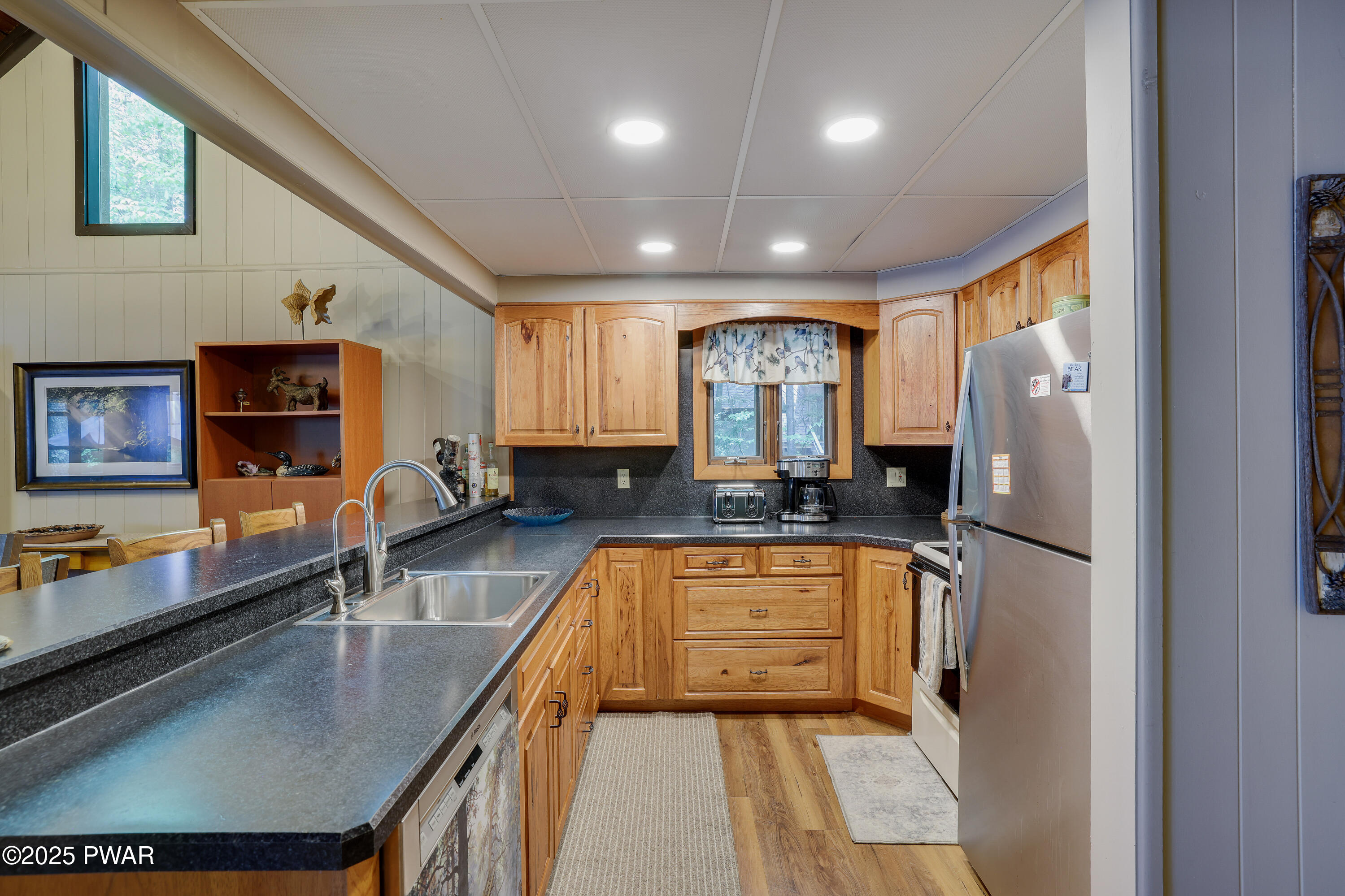 102 Lake Run, Greentown, Pennsylvania image 11