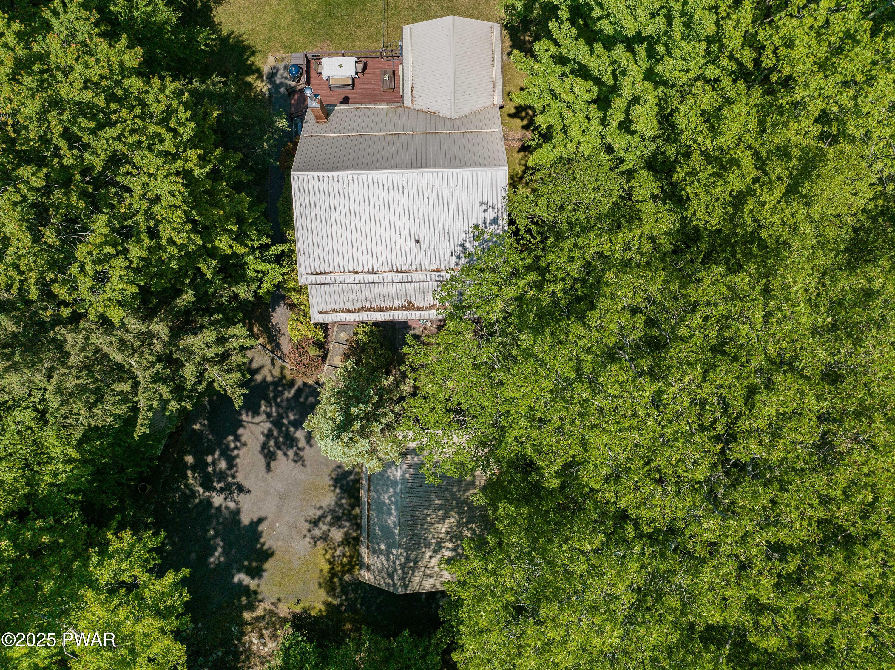 102 Lake Run, Greentown, Pennsylvania image 4