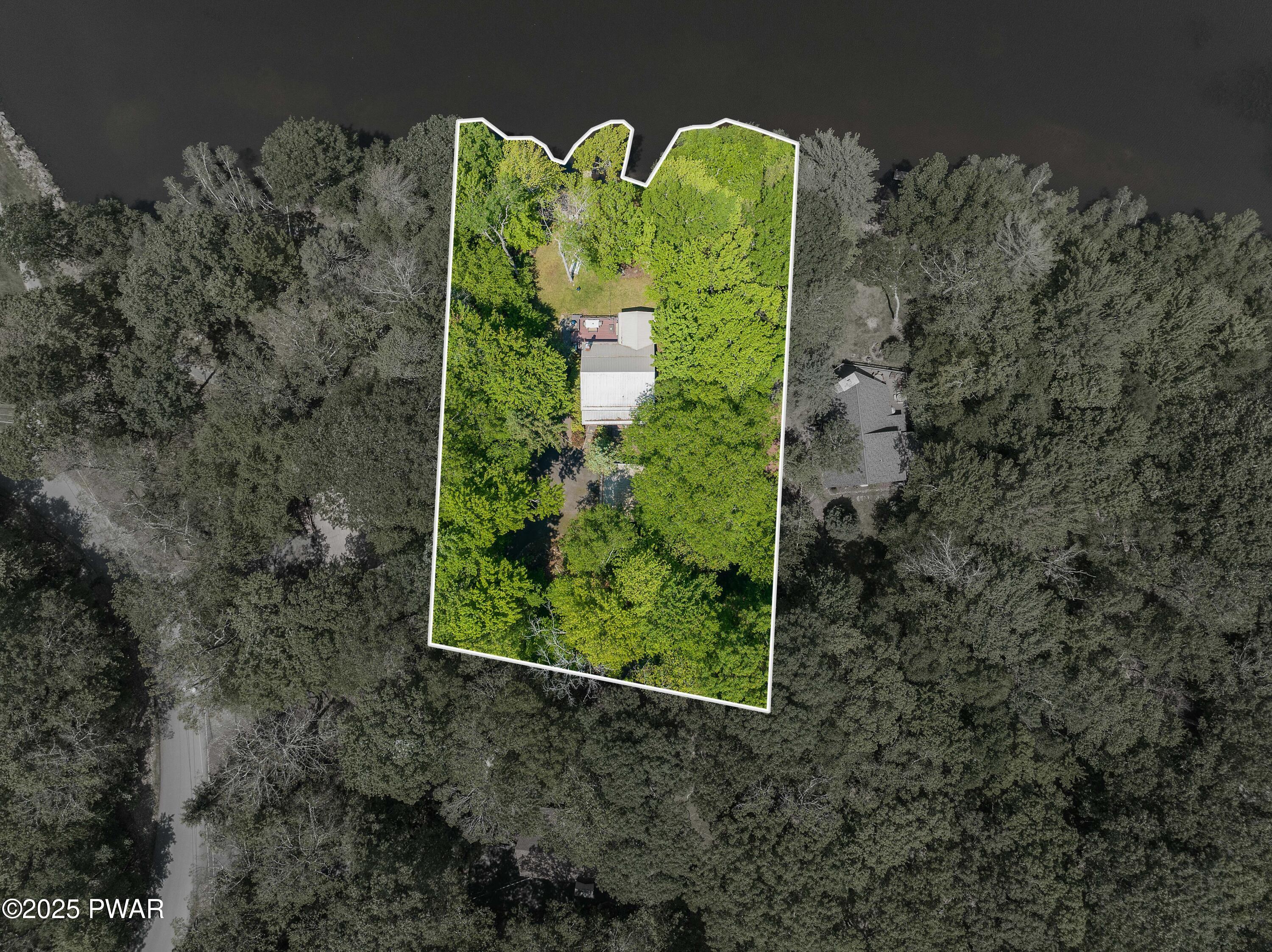102 Lake Run, Greentown, Pennsylvania image 25