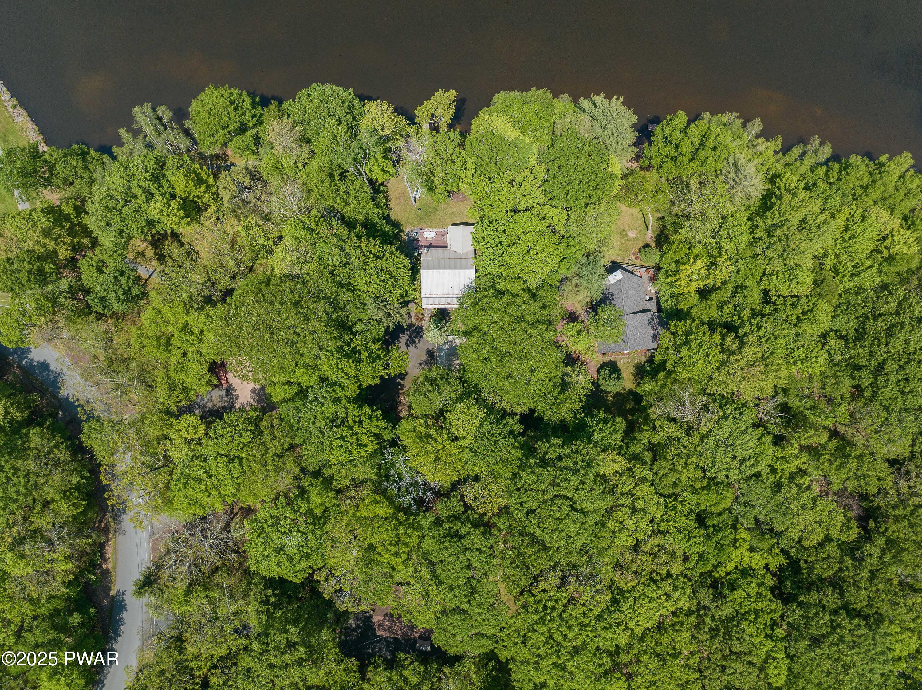 102 Lake Run, Greentown, Pennsylvania image 47
