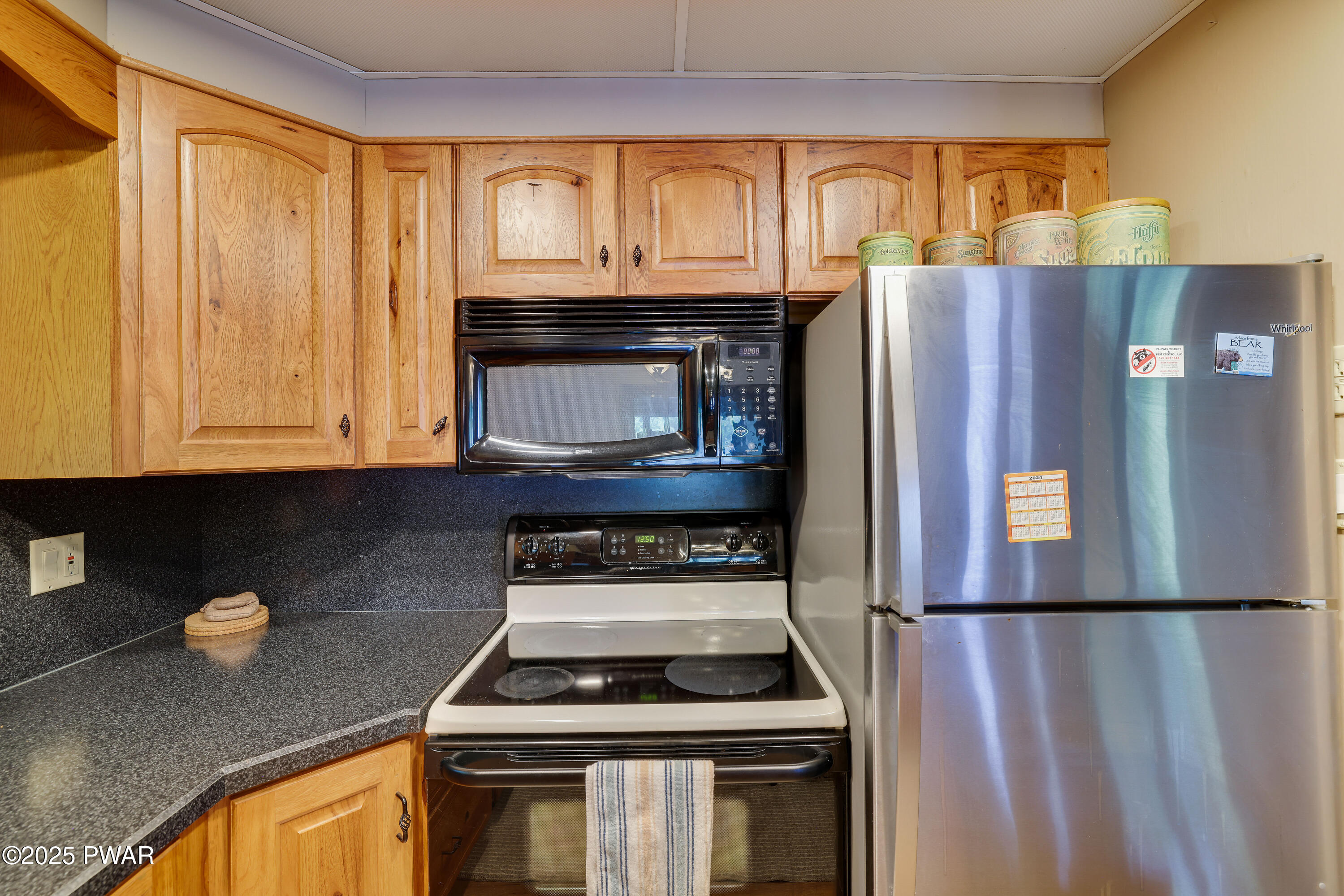 102 Lake Run, Greentown, Pennsylvania image 12