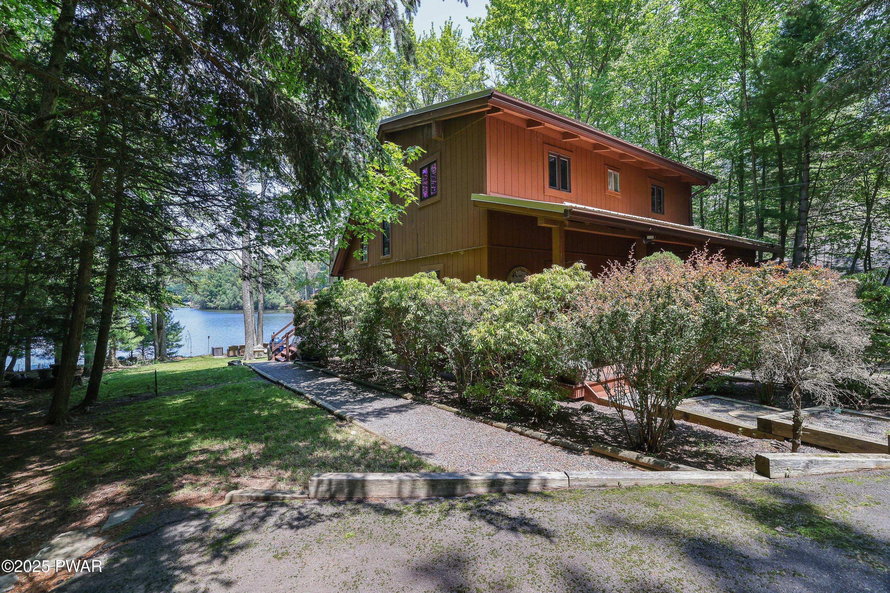 102 Lake Run, Greentown, Pennsylvania image 29
