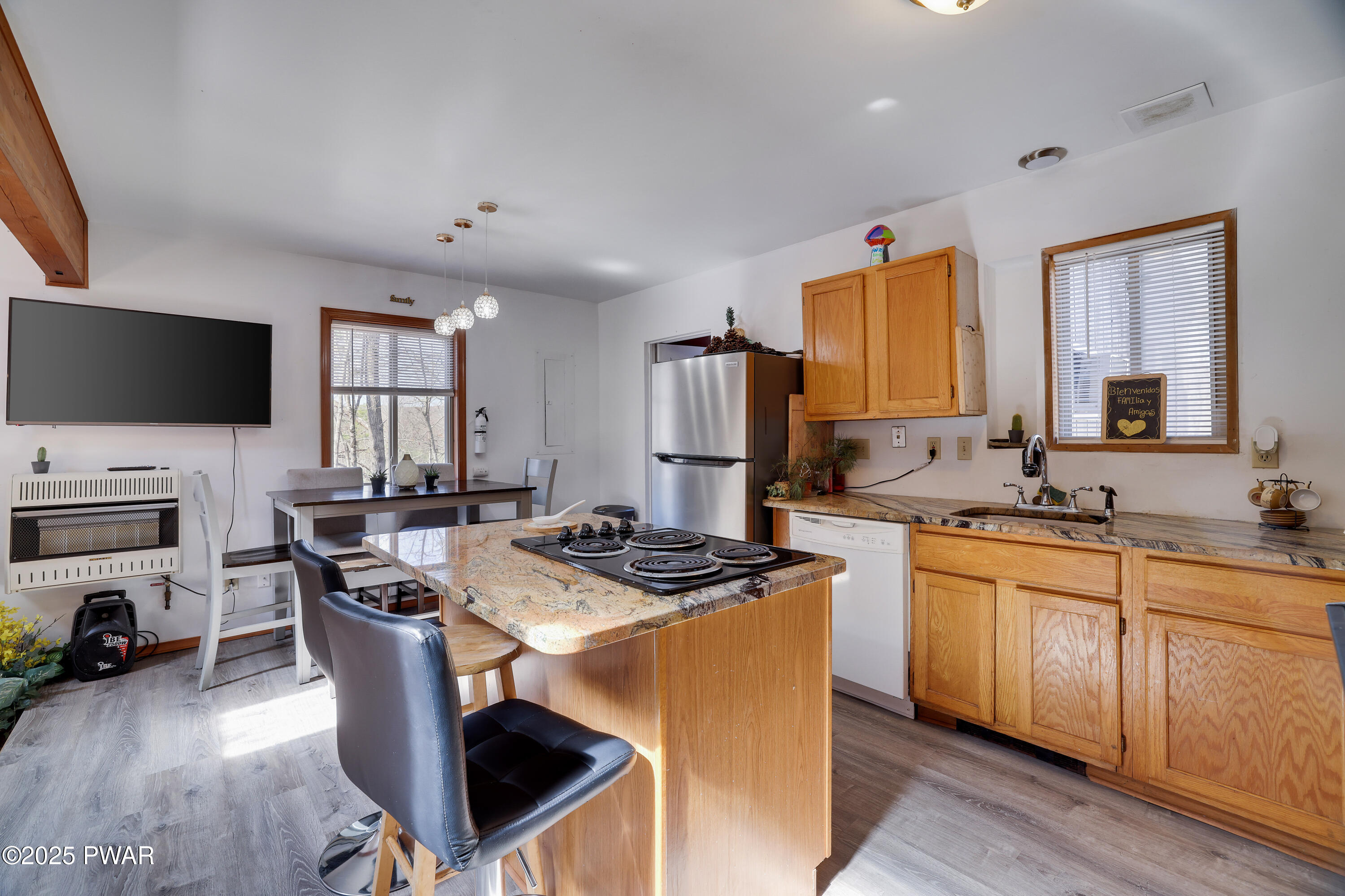 1239 Mink Trail, Bushkill, Pennsylvania image 4