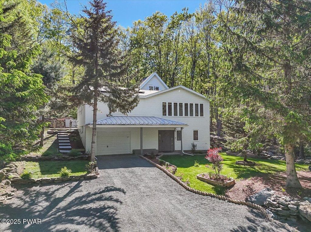 Photo of 139 Bluestone Drive, Lords Valley, PA 18428 (MLS # PW260566)