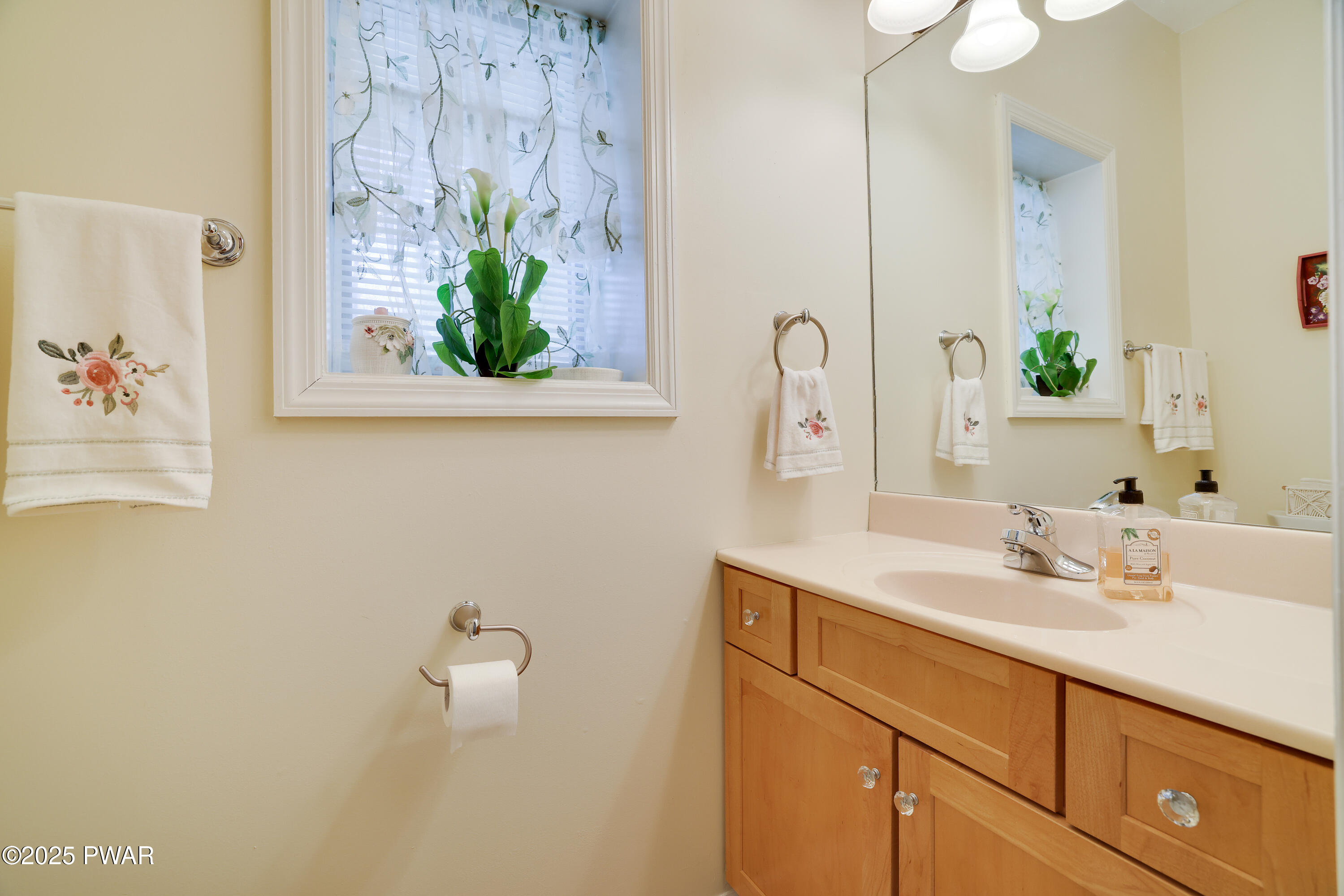43 Spring Brook Circle, Lakeville, Pennsylvania image 28