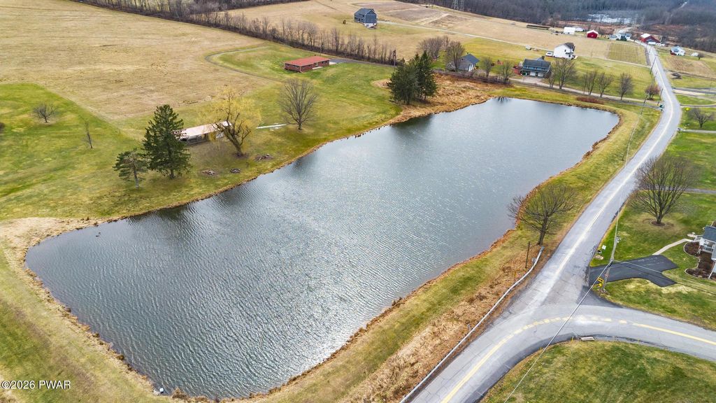 Photo of 2409 Red Oak Drive, Clarks Summit, PA 18411 (MLS # PW260640)