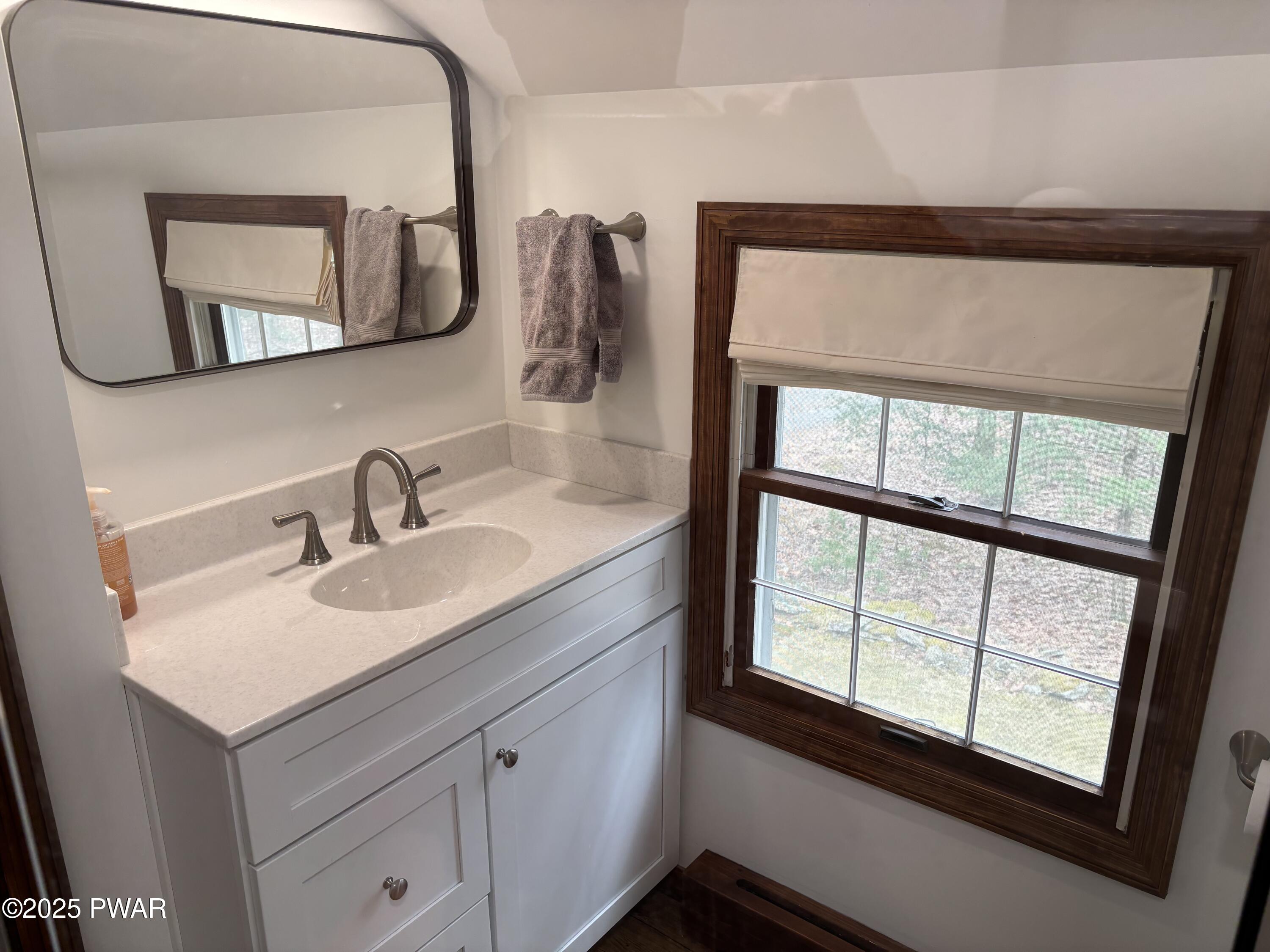 235 Maines Road, Hawley, Pennsylvania image 38