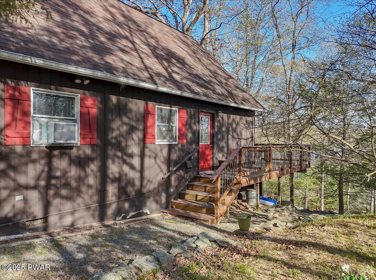 590 Evergreen Drive, Lakeville, Pennsylvania image 7