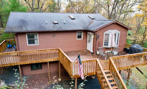 Homes For Sale - 164 Oak Ridge Drive<br/> Dingmans Ferry, PA 18328