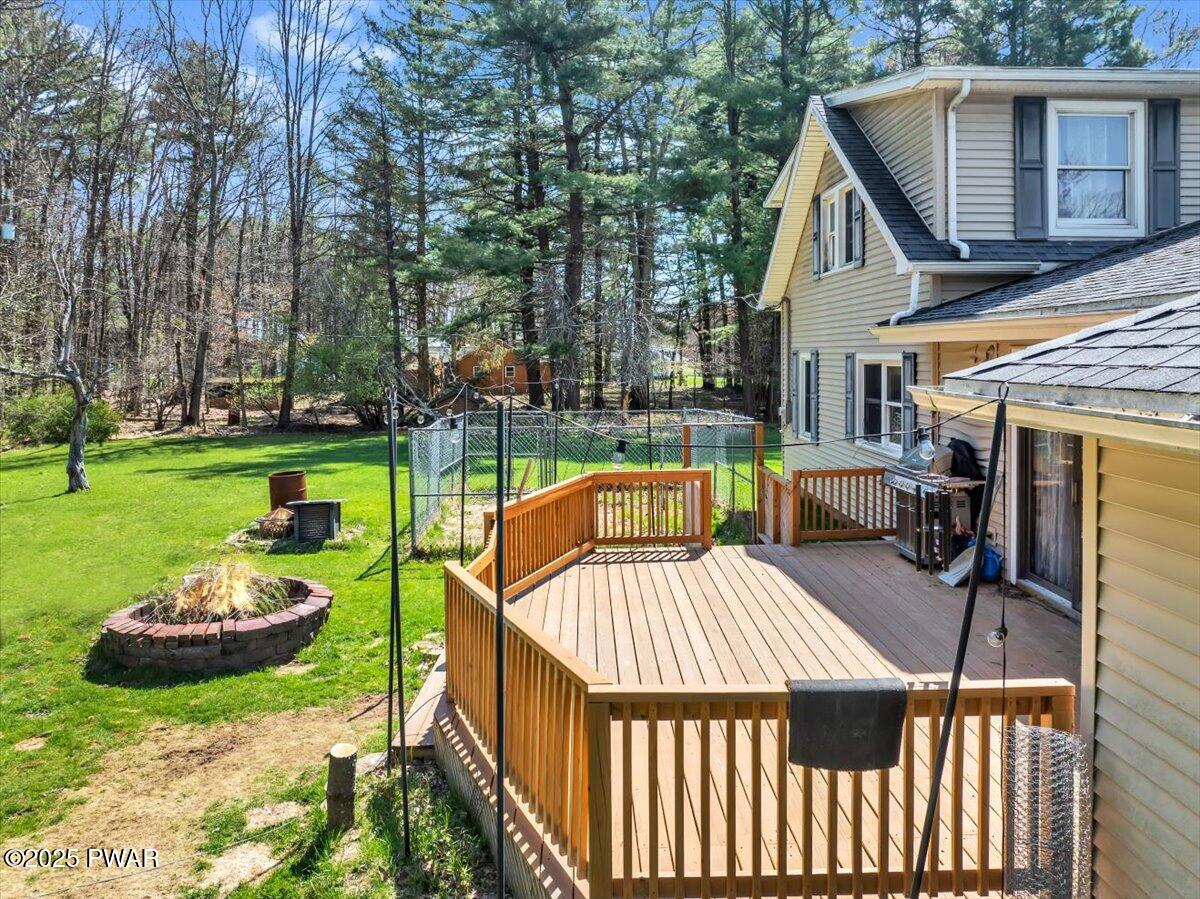 73 Lakeshore Drive, Lakeville, Pennsylvania image 10