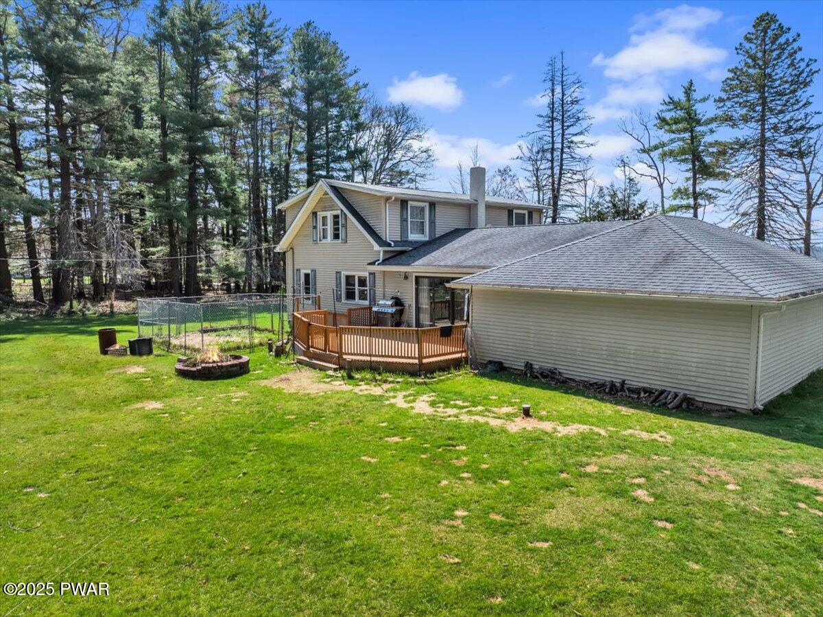 73 Lakeshore Drive, Lakeville, Pennsylvania image 9