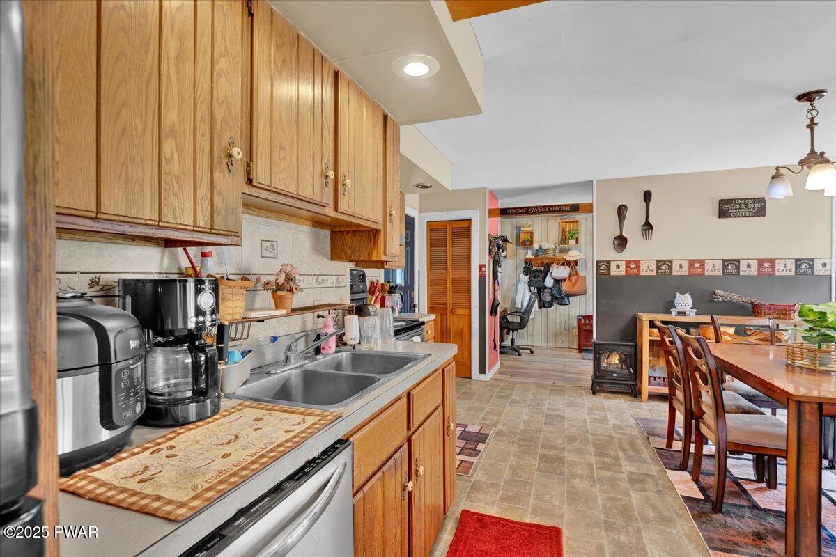 73 Lakeshore Drive, Lakeville, Pennsylvania image 37