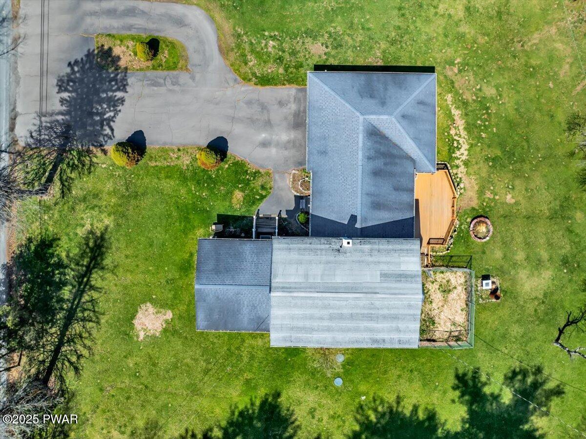 73 Lakeshore Drive, Lakeville, Pennsylvania image 6
