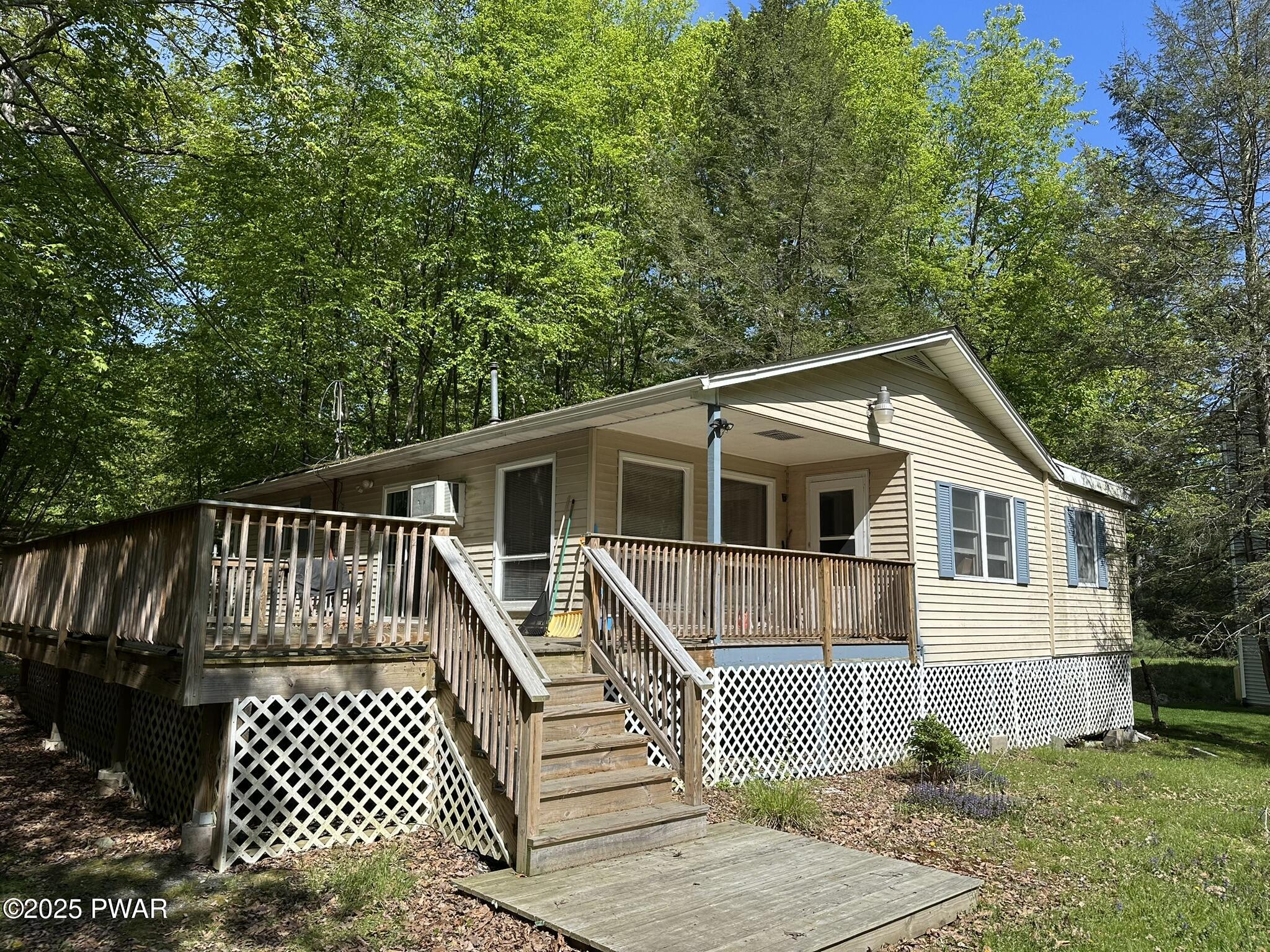 106 Edgewater Drive, Dingmans Ferry, Pennsylvania image 1