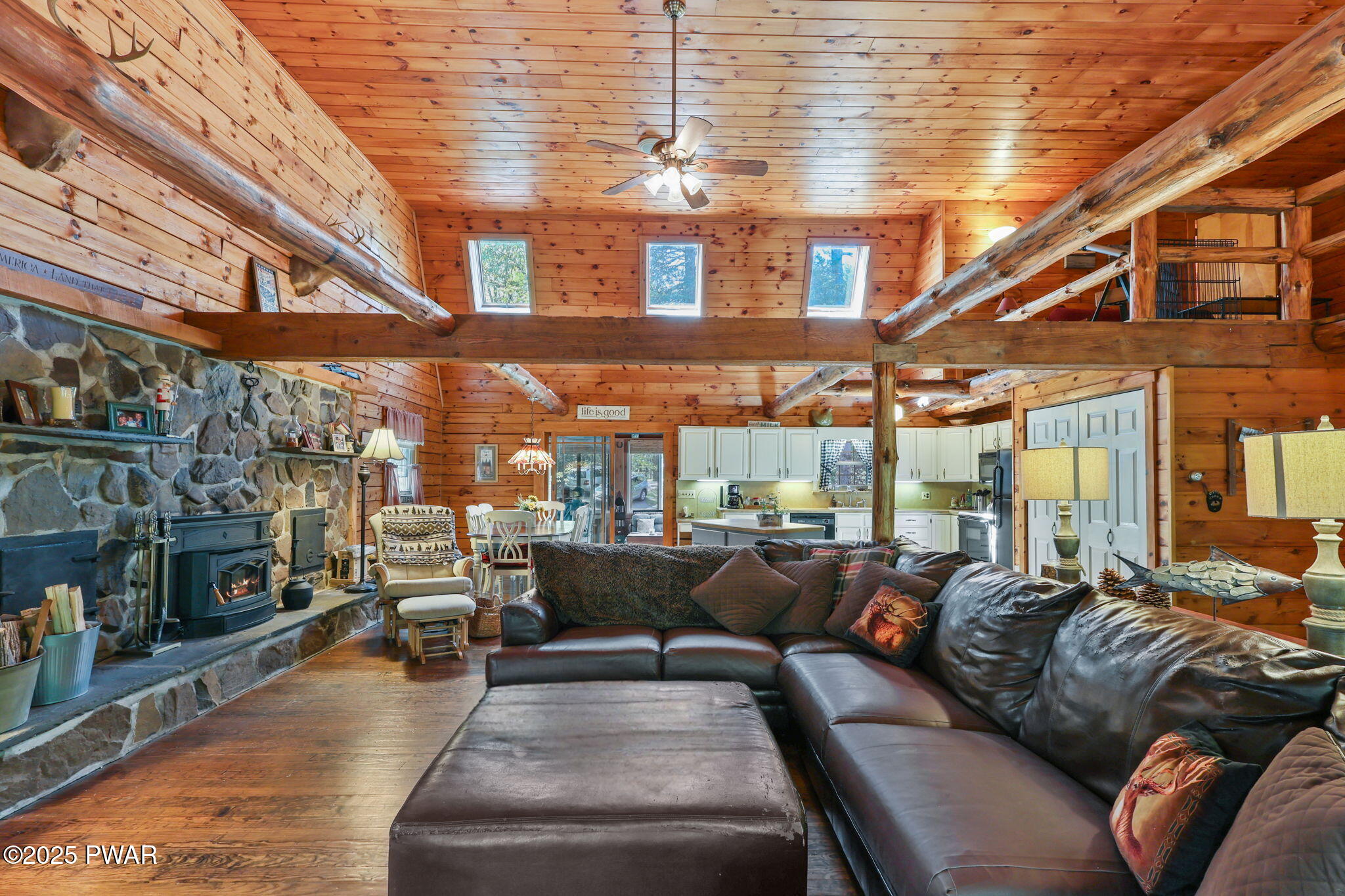 128 Timber Lane, Tafton, Pennsylvania image 5