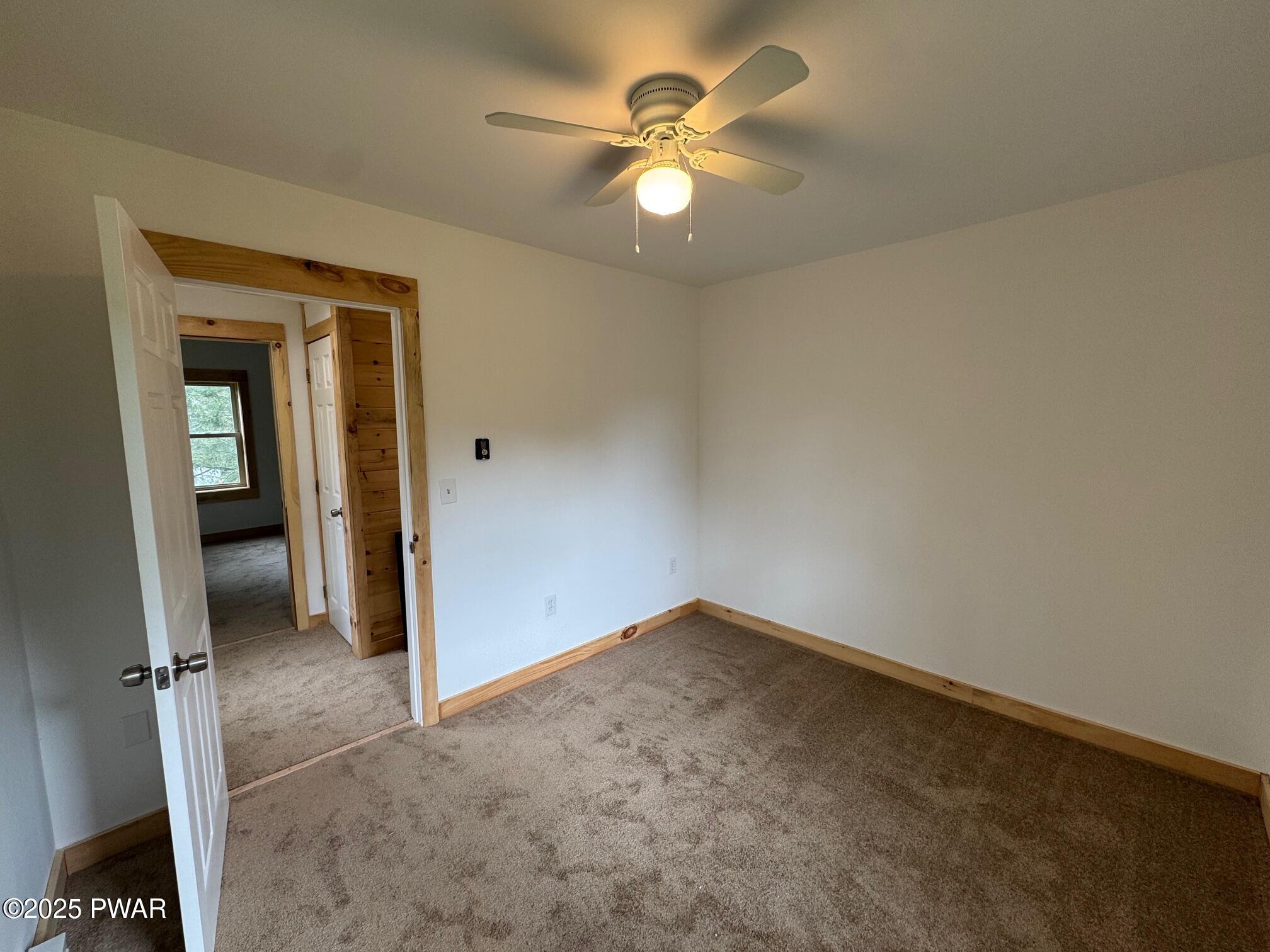 8 Kaiser Strasse, Beach Lake, Pennsylvania image 24