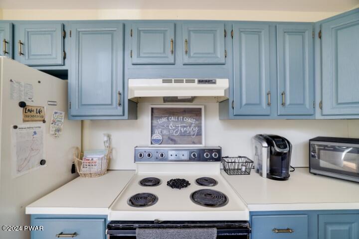 Lake Ariel, Pennsylvania 18436, United States, 3 Bedrooms Bedrooms, ,2 BathroomsBathrooms,Residential,Pending,61731