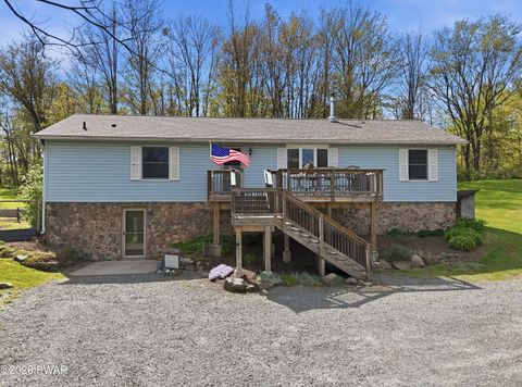 Homes For Sale - 595 Goose Pond Road<br/> Wayne County, Lake Ariel, PA 18436