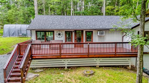 Homes For Sale - 30 Lakeside Drive<br/> Wayne County, Lakeville, PA 18438