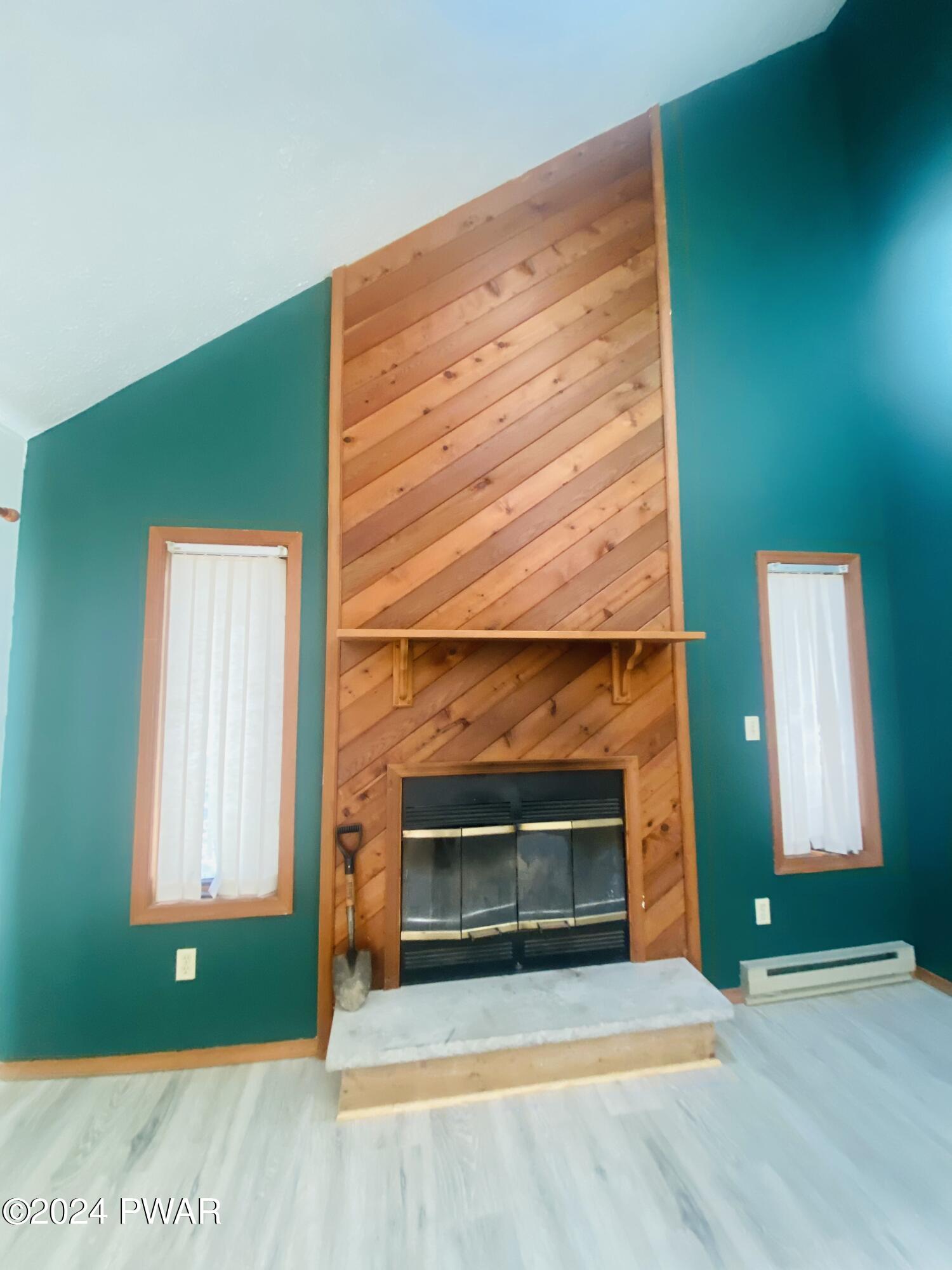 Lords Valley, Pennsylvania 18428, United States, 3 Bedrooms Bedrooms, ,2 BathroomsBathrooms,Residential,Pending,59809