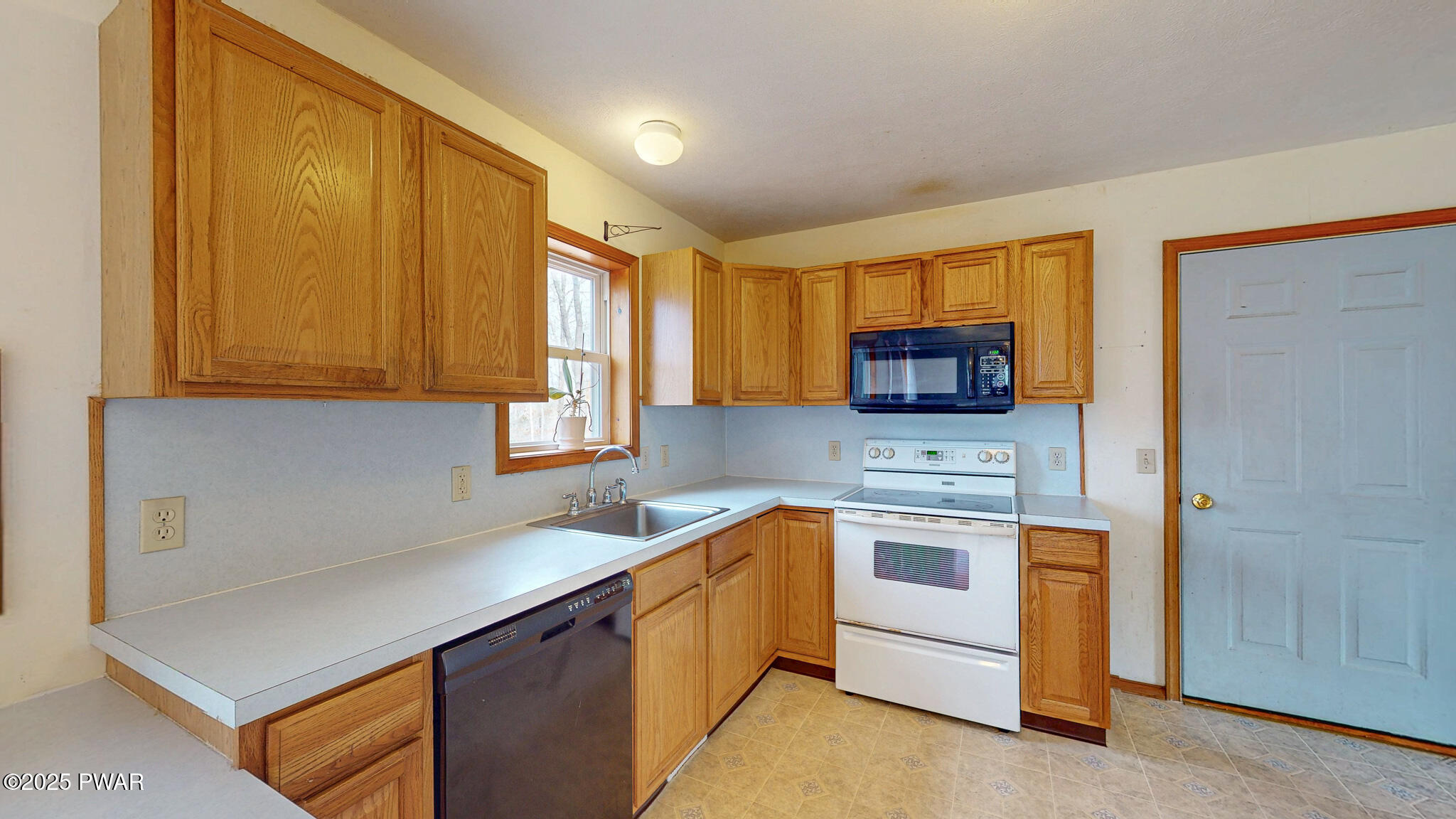 125 Pear Lane, Milford, Pennsylvania image 13