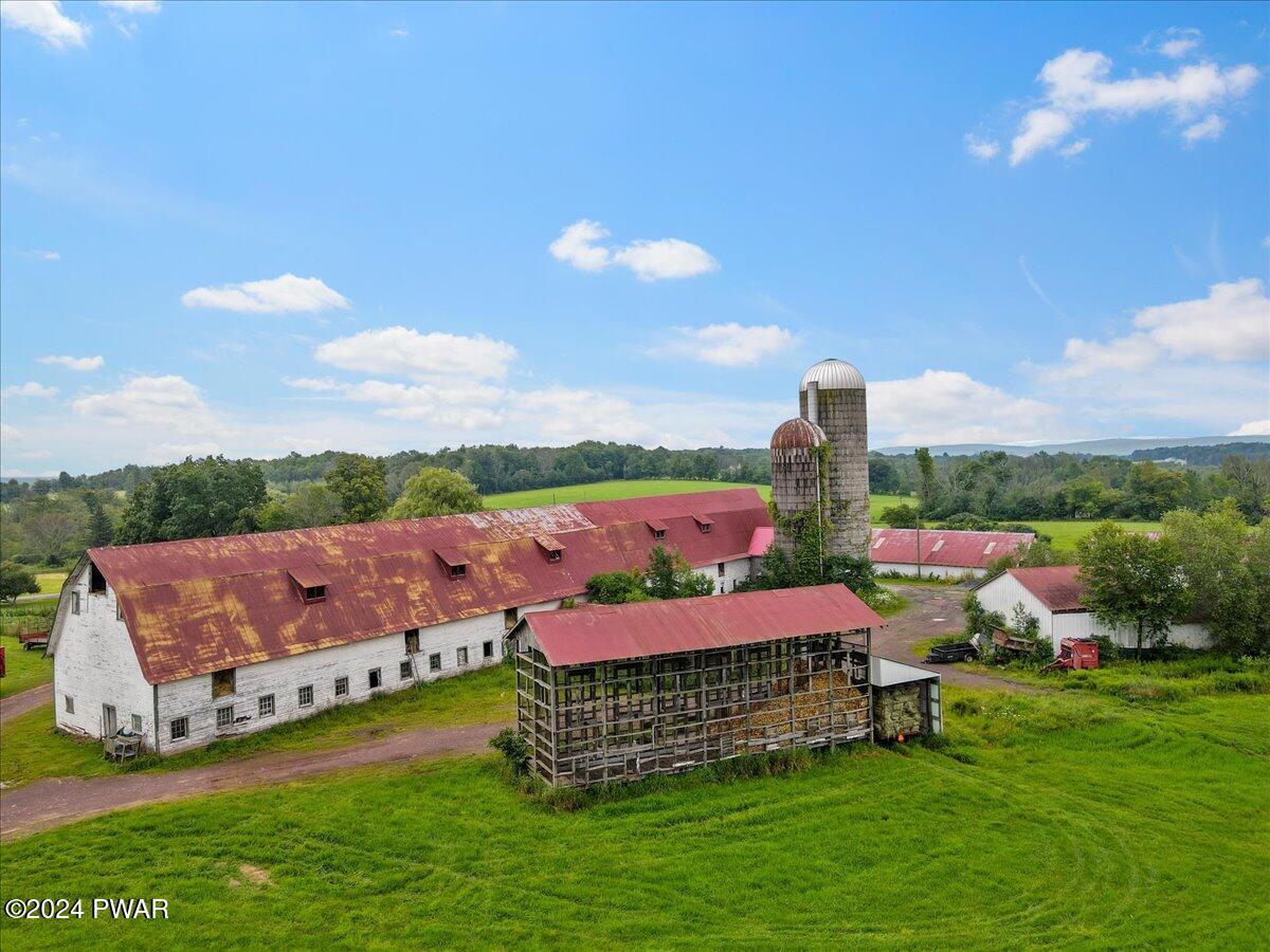 323 Spinner Road, Honesdale, Pennsylvania image 9