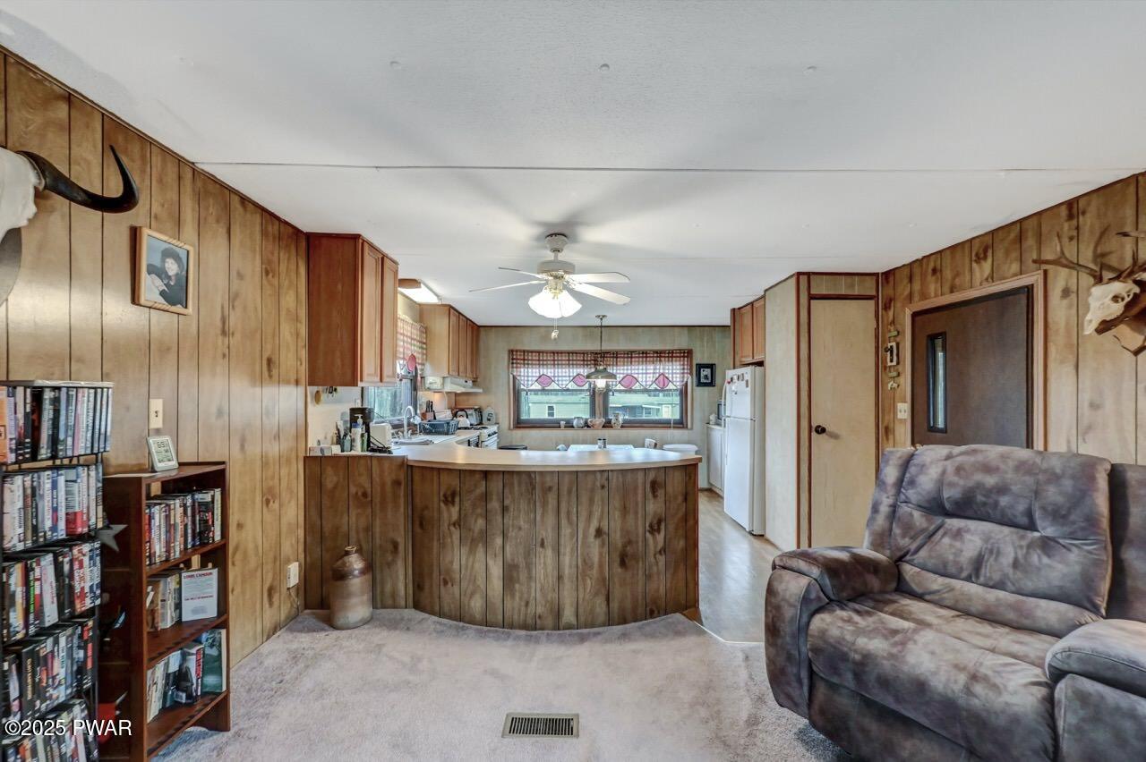44 Salem Heights Estate, Lake Ariel, Pennsylvania image 12