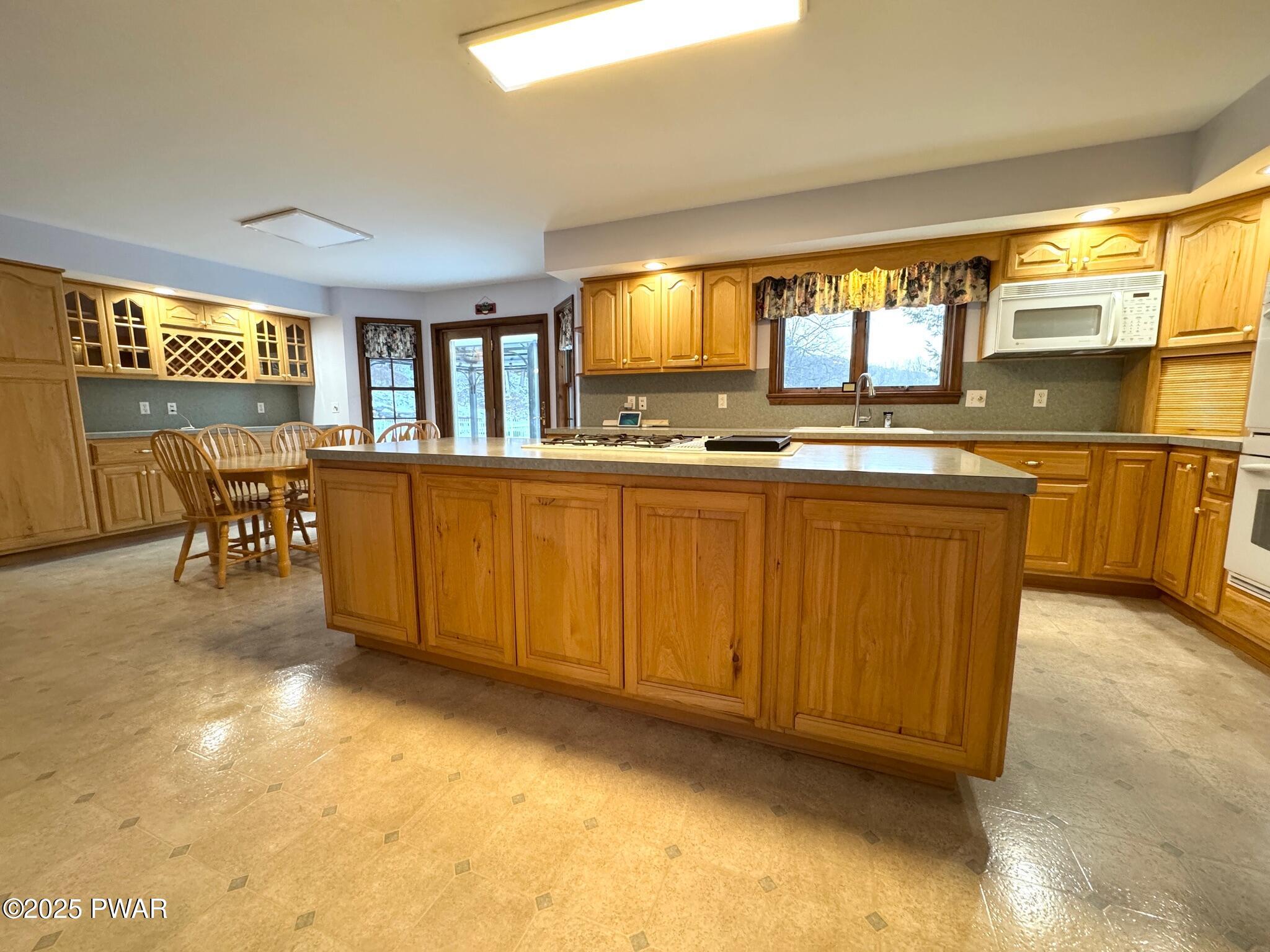 1869 Parkway Drive, Honesdale, Pennsylvania image 31
