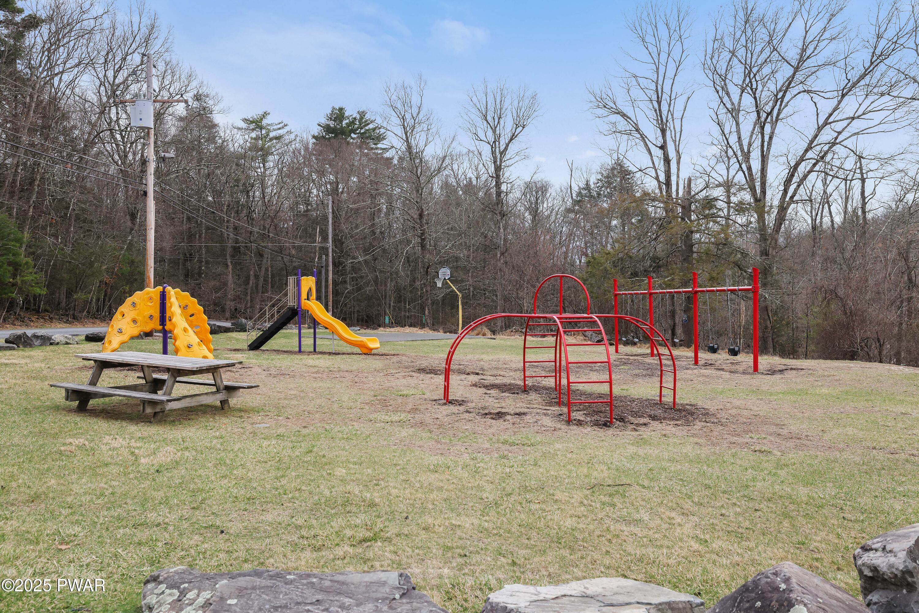 340 Carnation Road, East Stroudsburg, Pennsylvania image 42