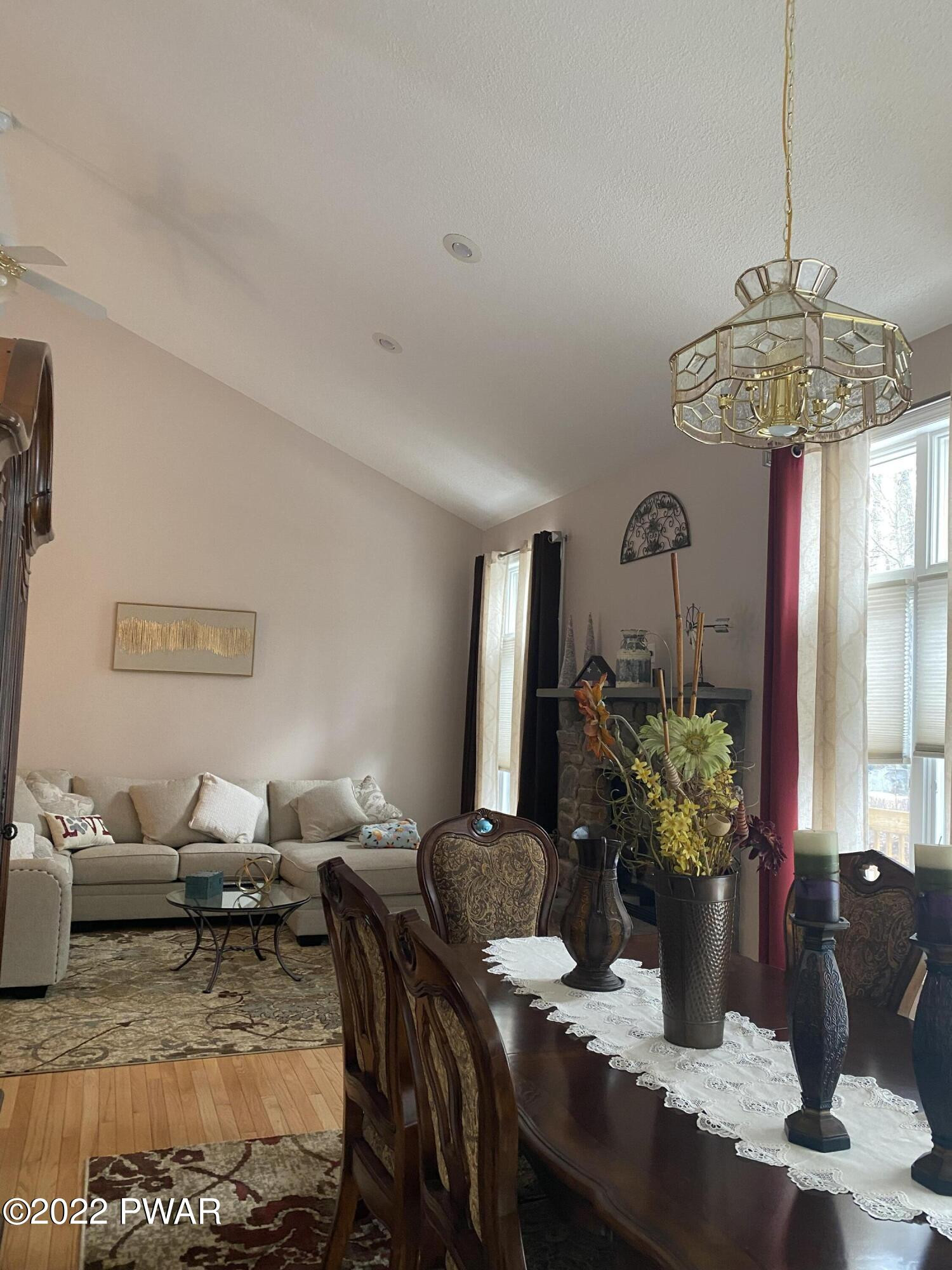 Lords Valley, Pennsylvania 18428, United States, 3 Bedrooms Bedrooms, ,2 BathroomsBathrooms,Residential,Active,68940