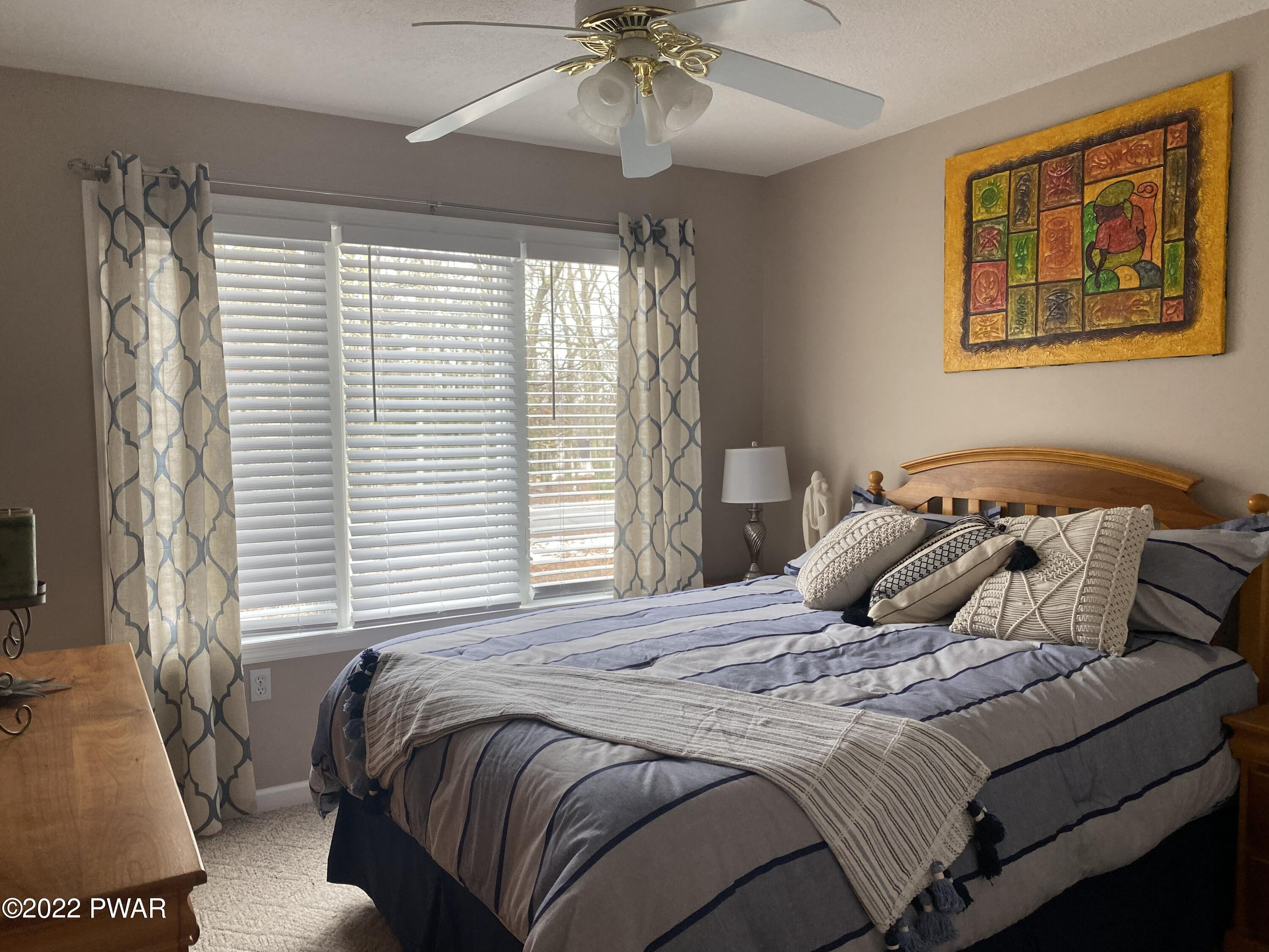 Lords Valley, Pennsylvania 18428, United States, 3 Bedrooms Bedrooms, ,2 BathroomsBathrooms,Residential,Active,68940