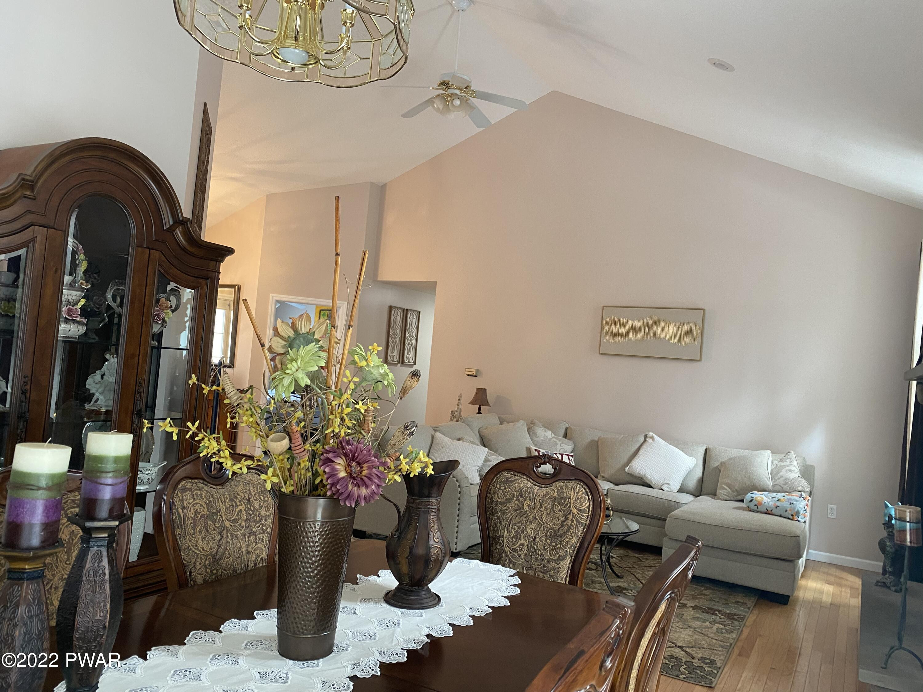 Lords Valley, Pennsylvania 18428, United States, 3 Bedrooms Bedrooms, ,2 BathroomsBathrooms,Residential,Active,68940