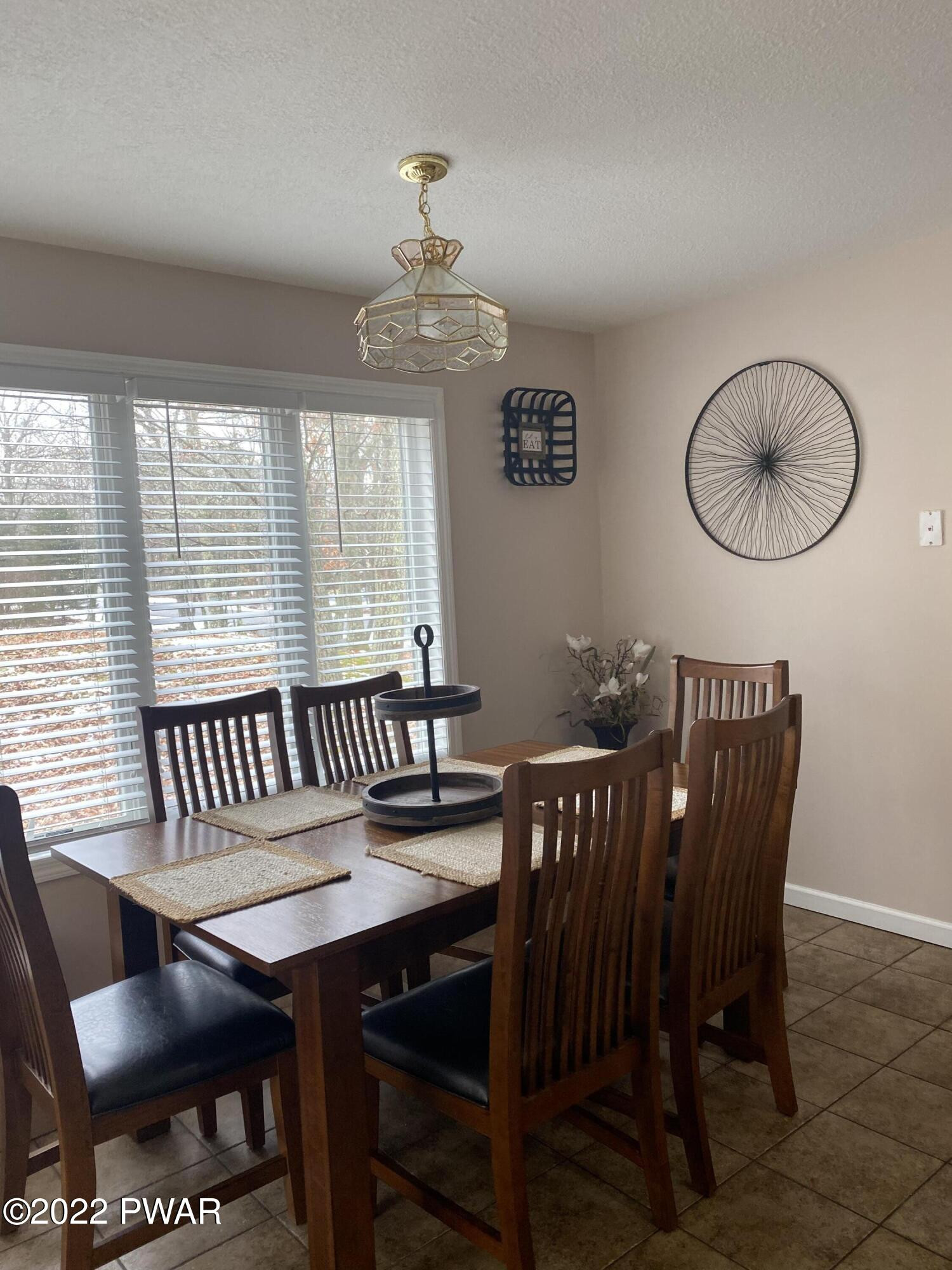 Lords Valley, Pennsylvania 18428, United States, 3 Bedrooms Bedrooms, ,2 BathroomsBathrooms,Residential,Active,68940