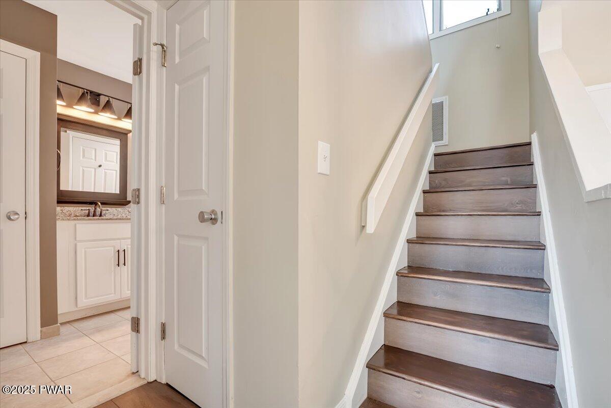 134 Laurel Hill Drive #101, Greentown, Pennsylvania image 33