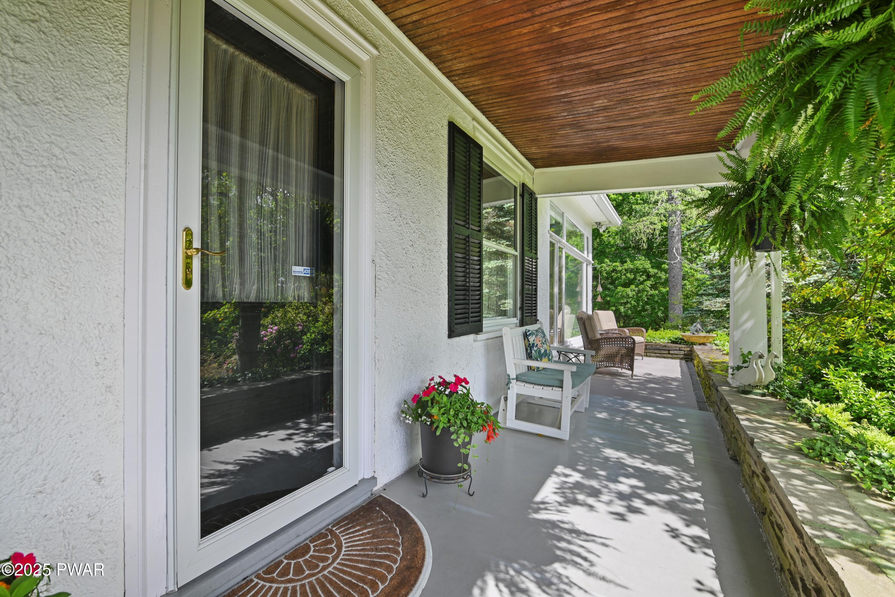 218 Weatherby Street, Dalton, Pennsylvania image 2