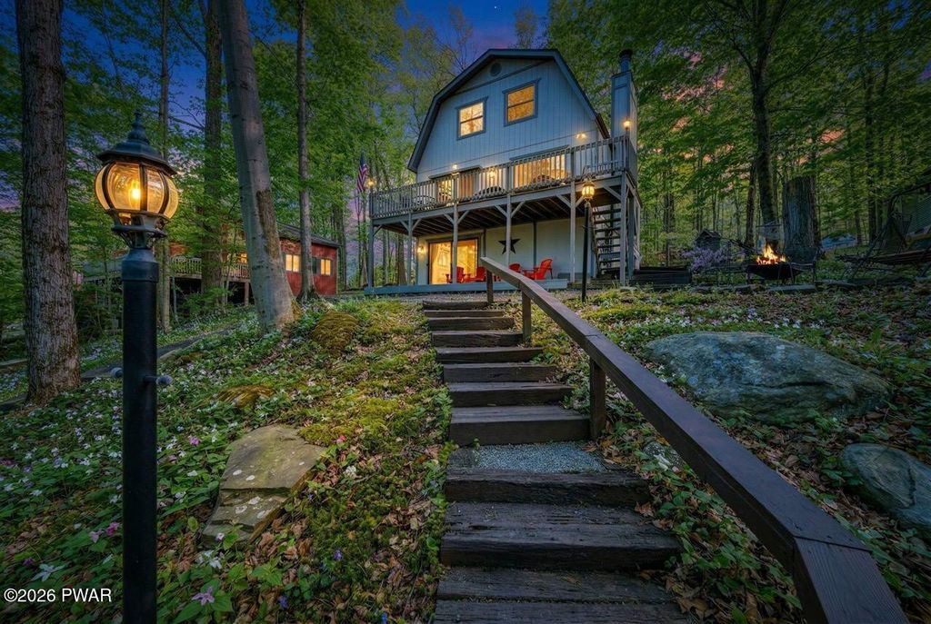 Photo of 387 Lakeview Drive W #Lot 1340, Lake Ariel, PA 18436 (MLS # PW260732)