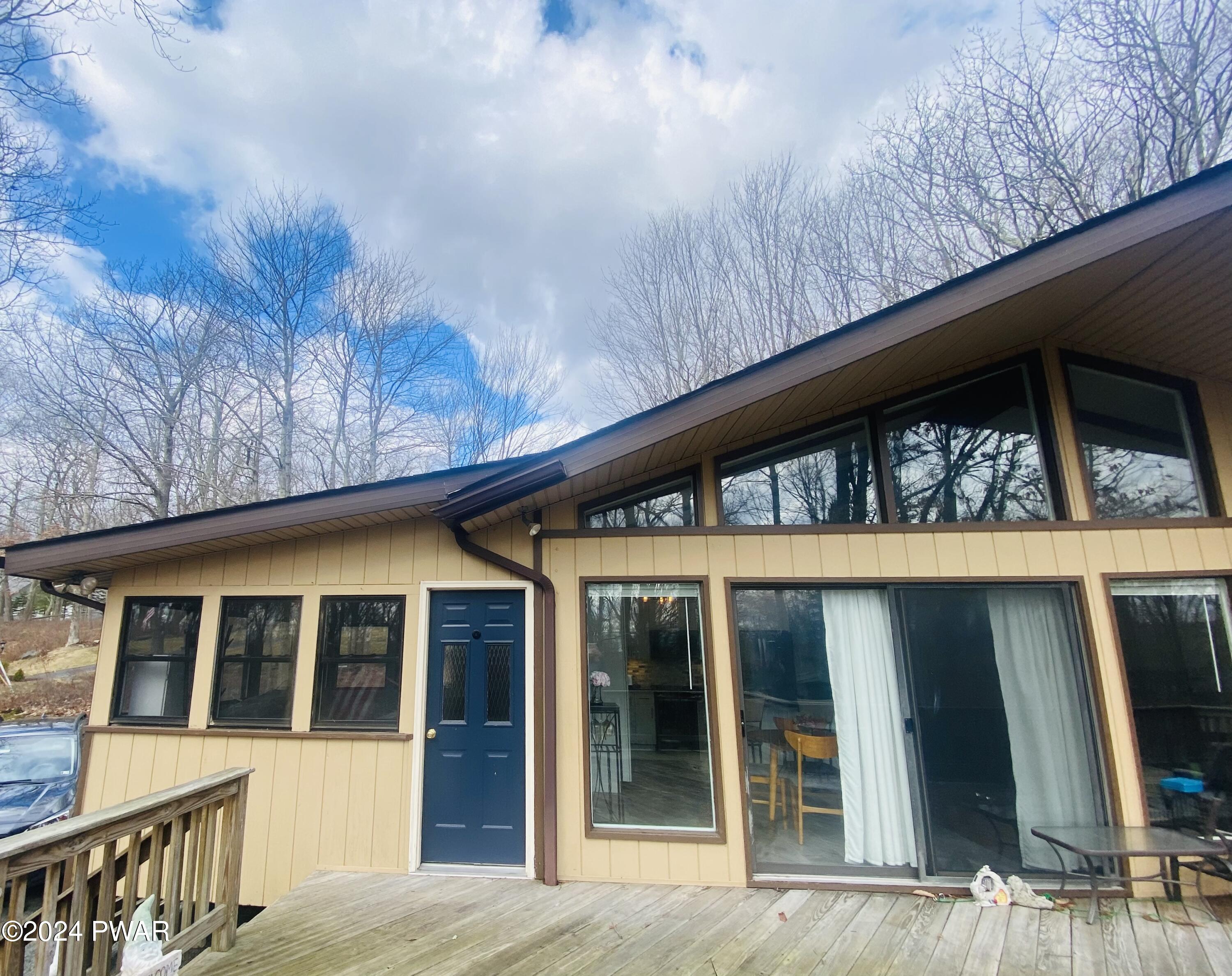 Lords Valley, Pennsylvania 18428, United States, 3 Bedrooms Bedrooms, ,2 BathroomsBathrooms,Residential,Pending,63602